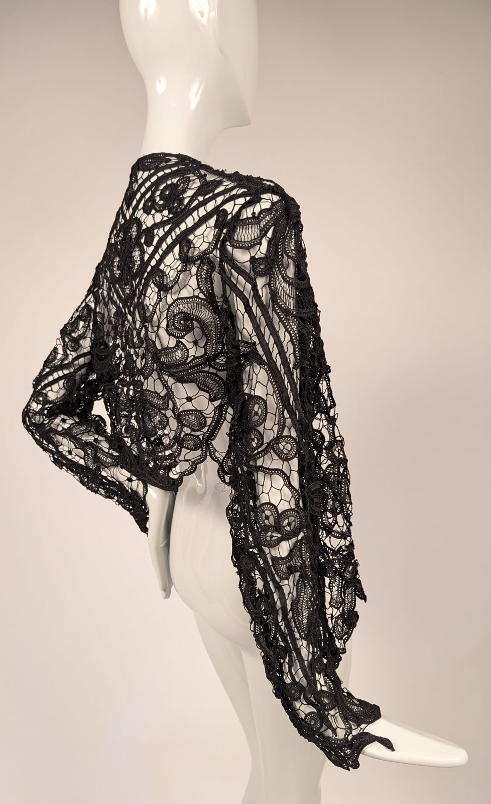 GOTHIC EDWARDIAN HAND MADE LACE JACKET W FLORAL MOTIFS