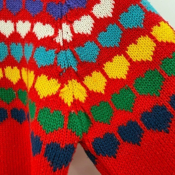Vintage objectives rainbow heart red sweater kidcore 80s/90s