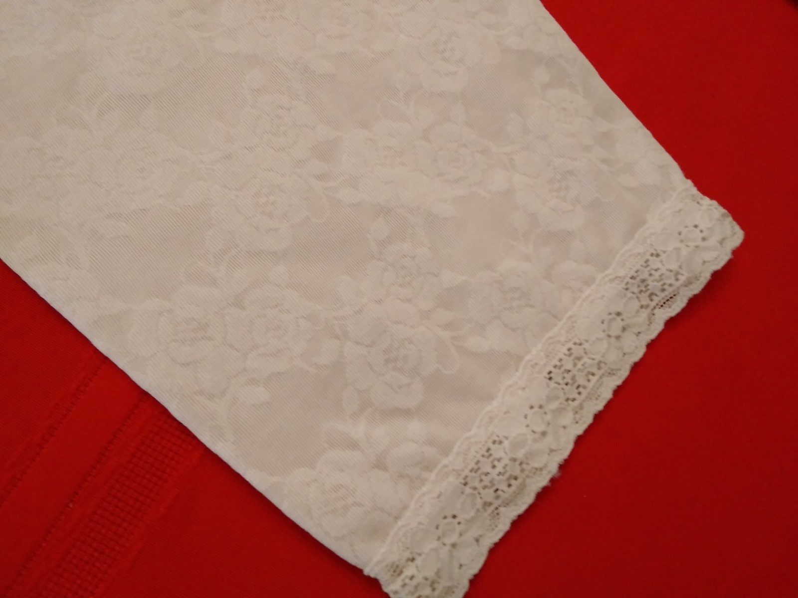 Vintage Crownette Capri Pant Shaper Girdle SZ 32 Light Beige Lace Design Trim