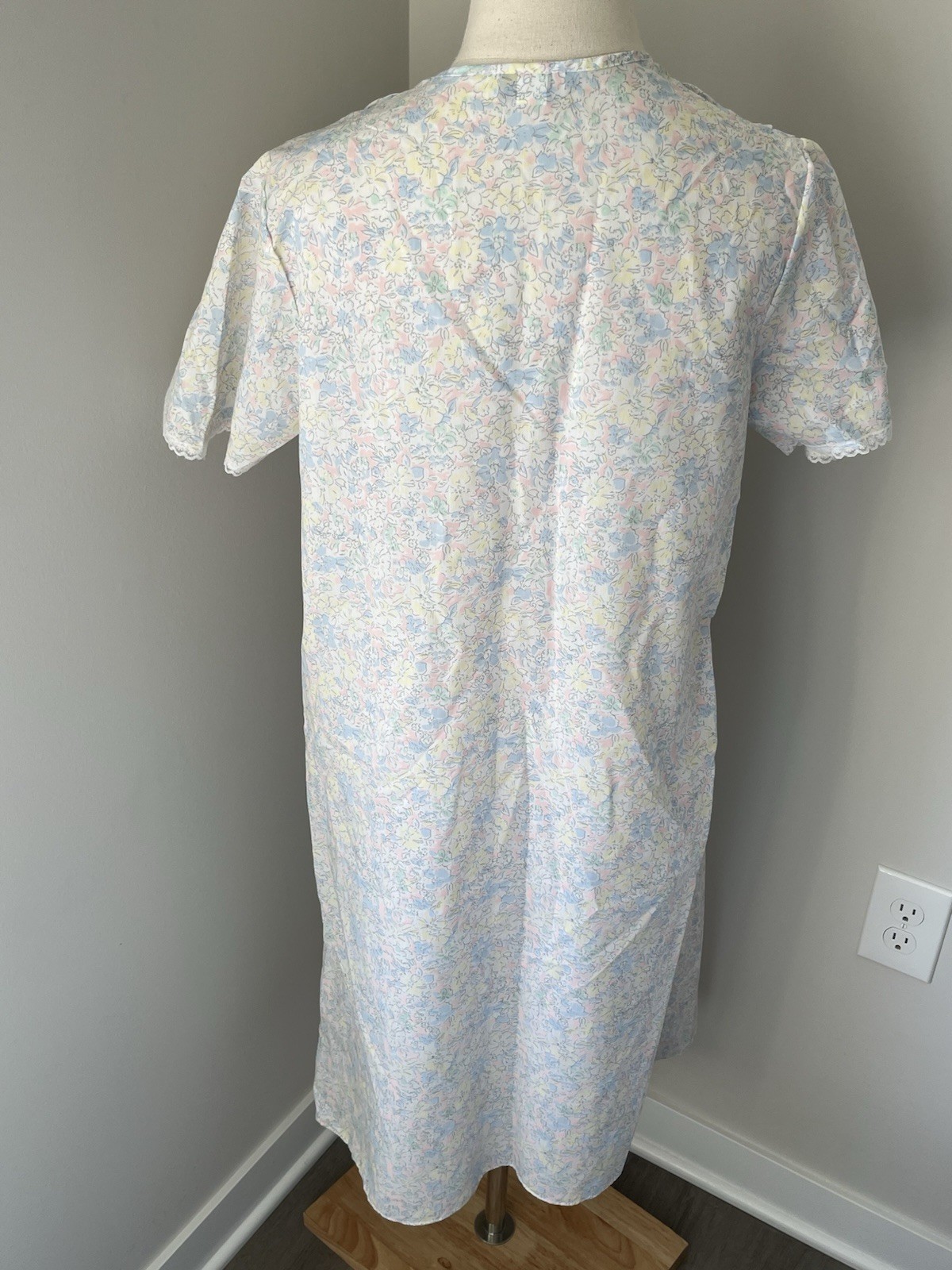 VTG 80s Night Moves Pastel Floral Nightgowns 2 Piece Set Cottagecore New