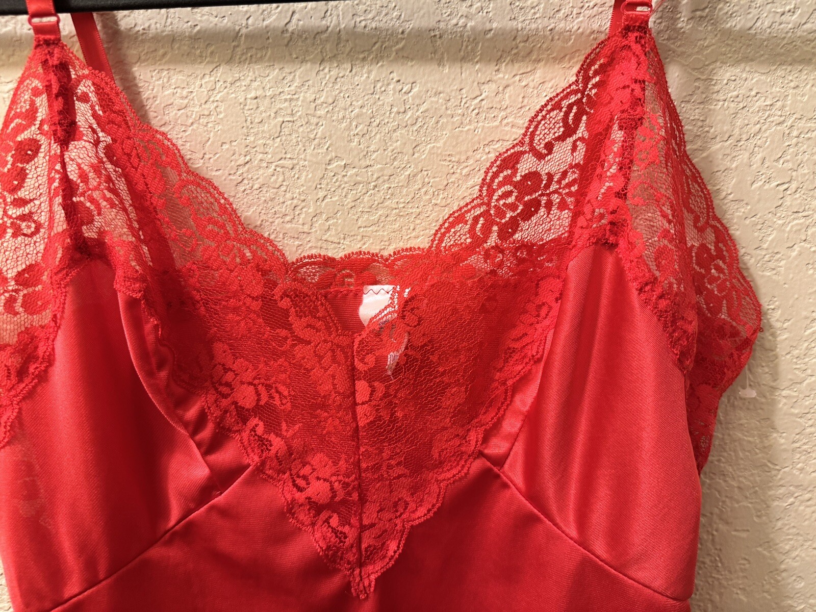 Dawn to Dusk Tank Cami Cami Red sexy Lace Top Size M Nylon Tricot USA Vintage