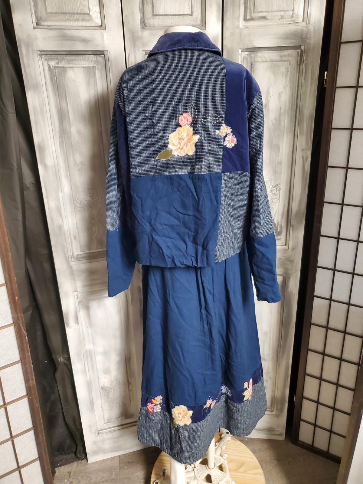 Vtg M Set Koret City Blues Midi Skirt W/Jacket 2PC Applique Rose Embroidered