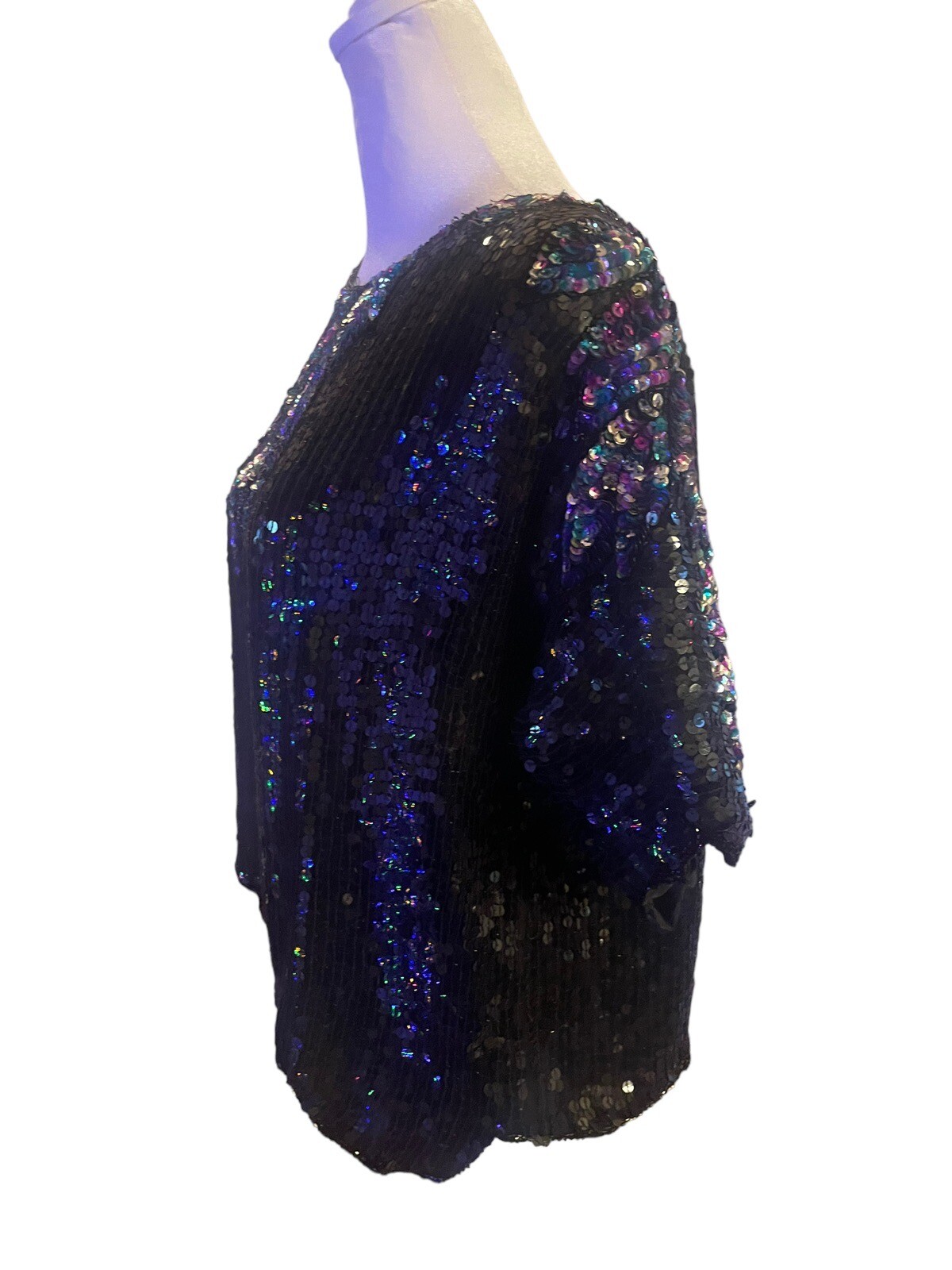 Vintage Petite Illustration Full Sequin Silk Top Black Multi Color Short Sleeve