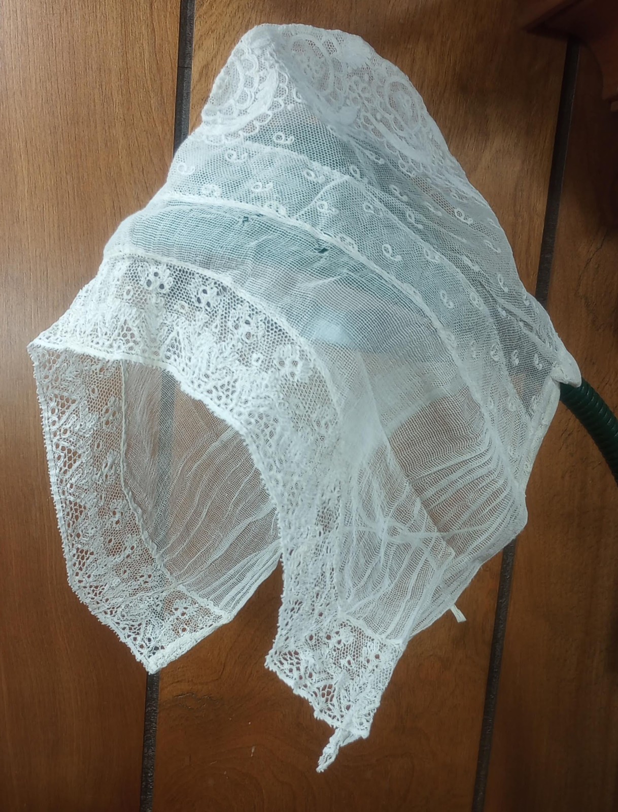 ANTIQUE Victorian Appliquéd LACE BONNET Fine Mesh Net