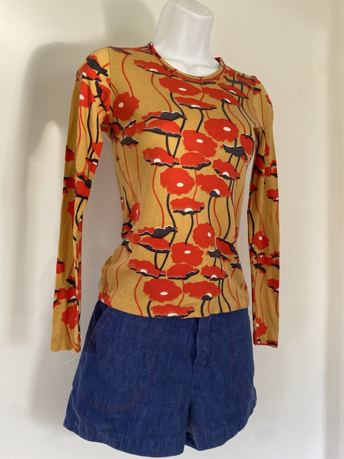 1970s NANSO Fashion From Finland Poppy Flowers Novelty Print Top Marimekko Style