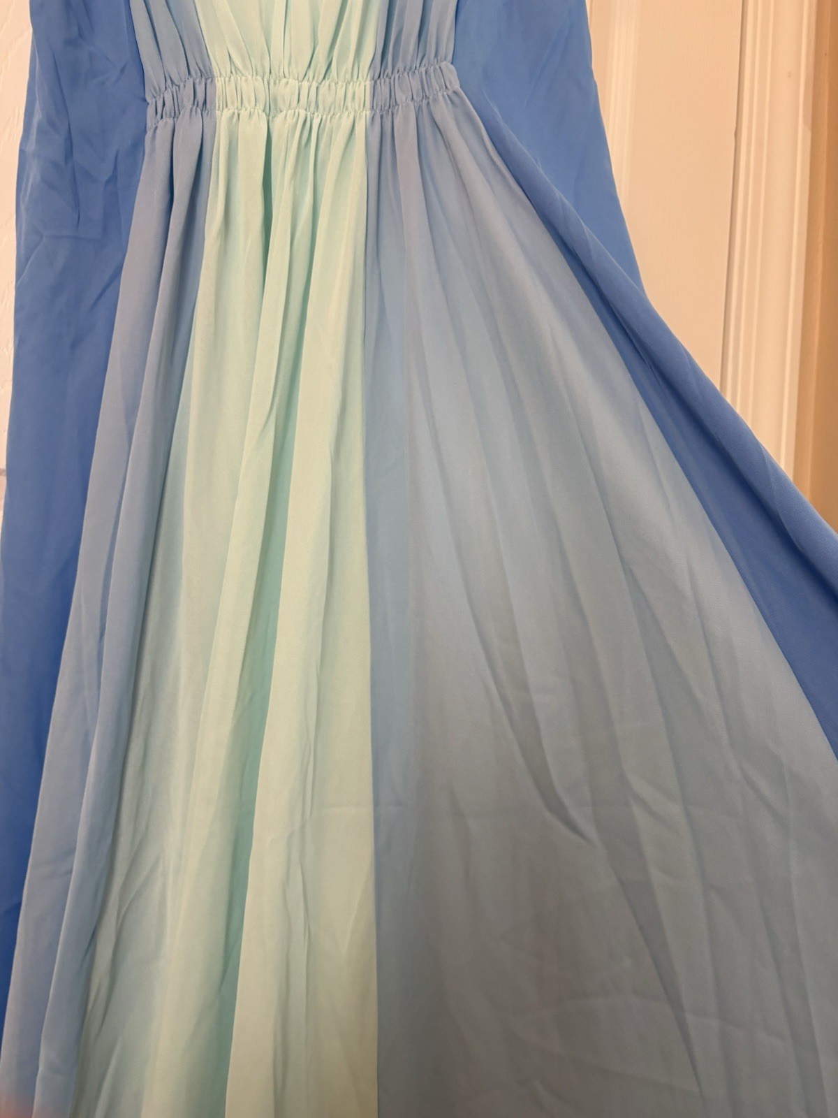 VTG gossard artemis Slip Dress Multi color Blues Style 5275 100% Nylon Crepe MED