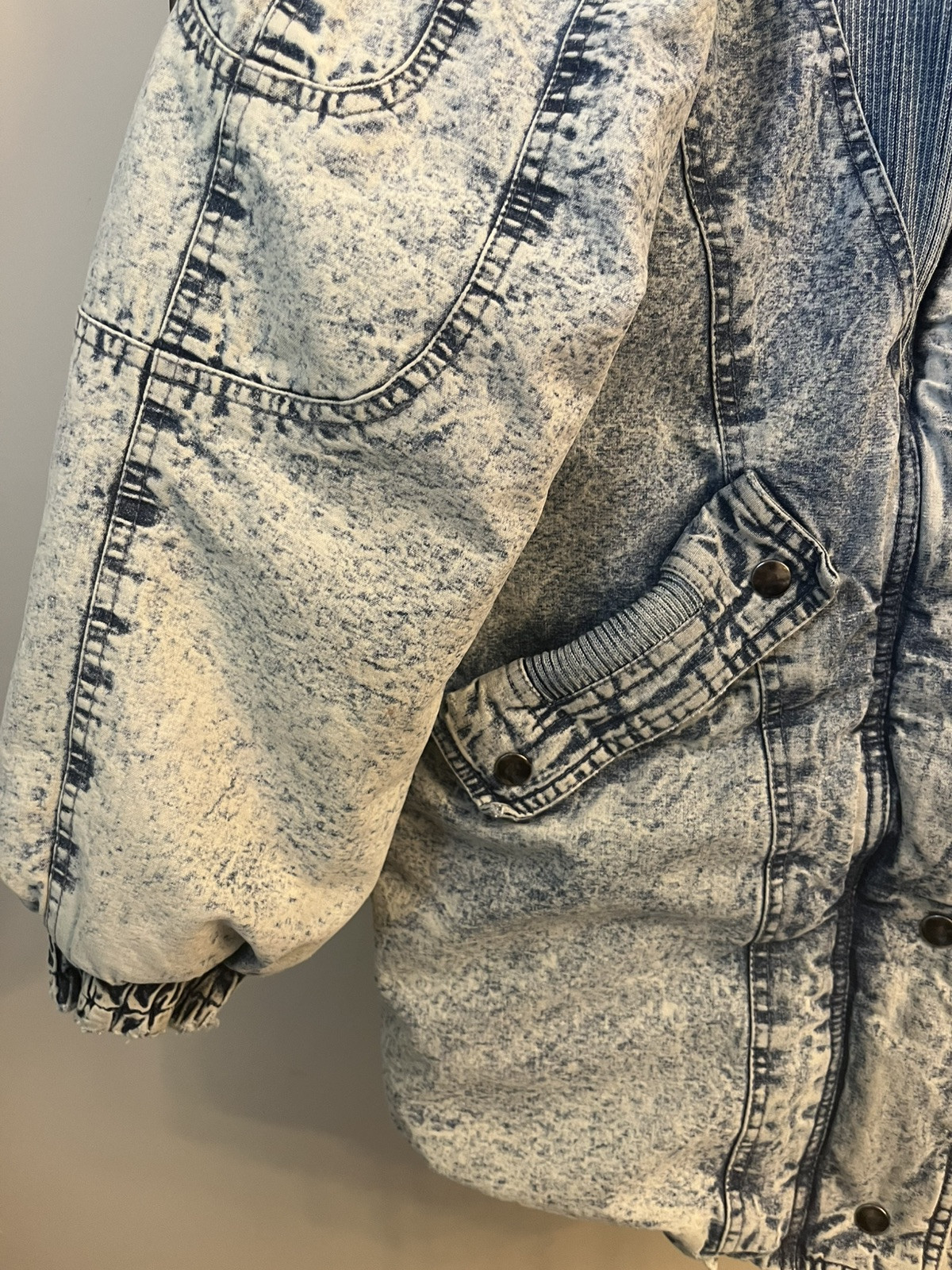 VTG 80’s Acid Wash Long Denim Jean Coat Jacket Sergio Valente 5/6