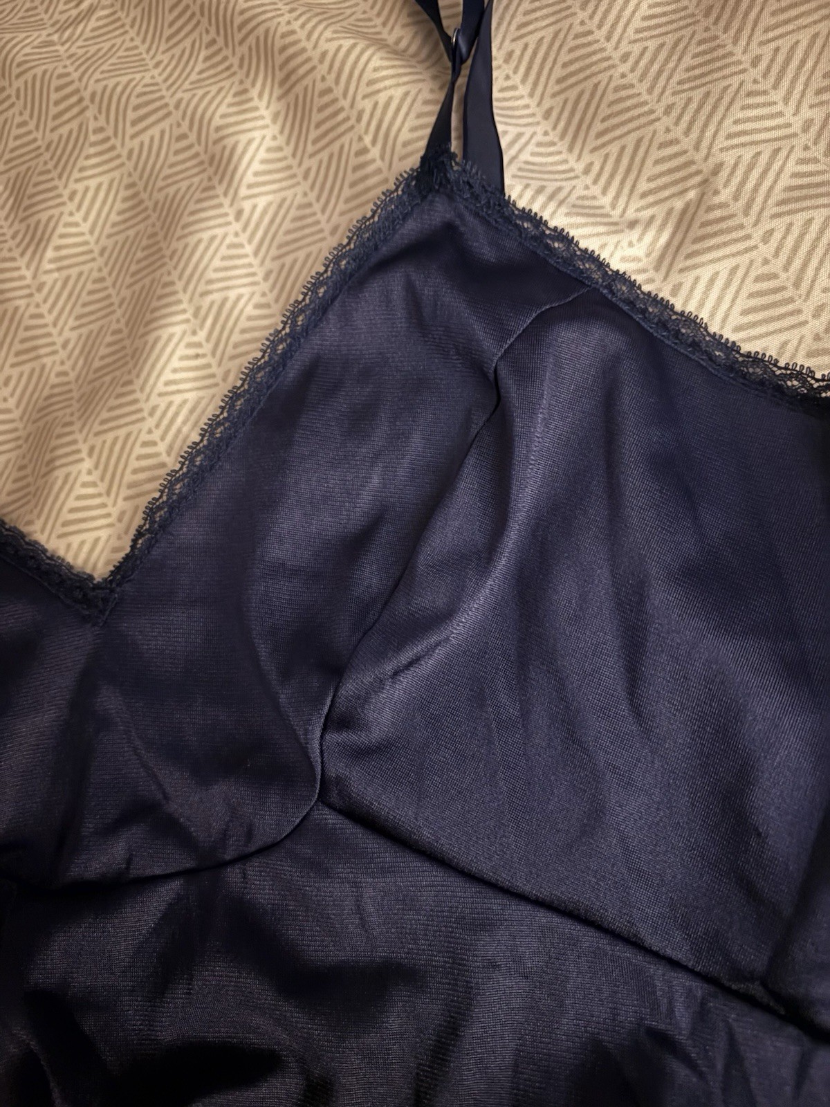 Vintage 80s Vanity Fair Midi 100% Nylon Slip Dress Small