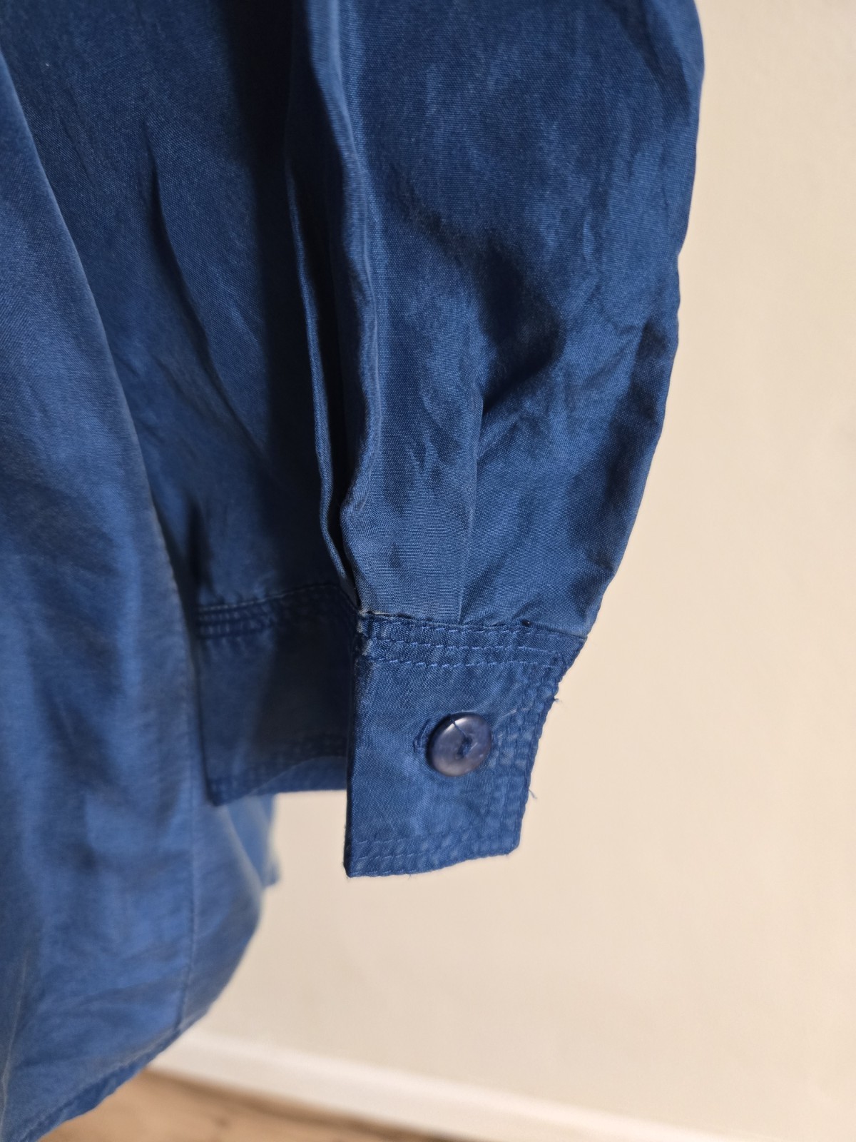 Louise Paris Women Vintave Shirt/szM/dark Blue/oversize/silk/pockt/botton/blouse