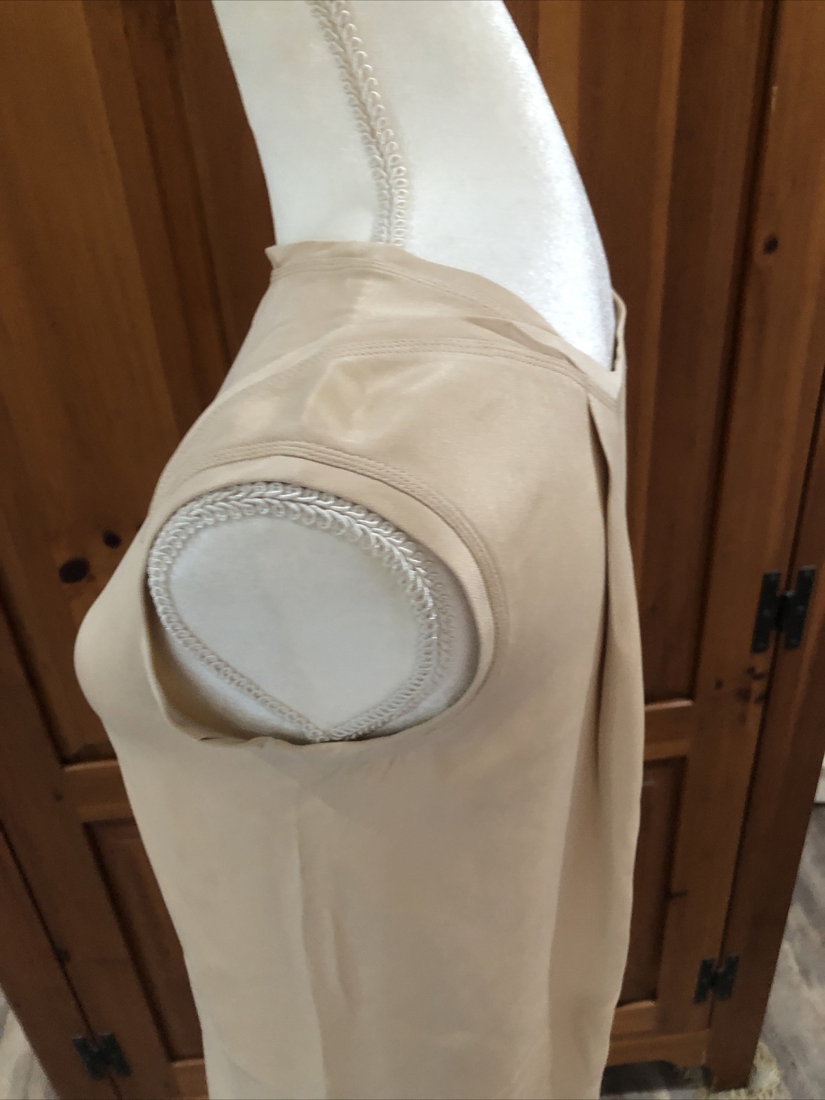 Geoffrey Beene vintage 70s blush nude silk jersey Chicly Detailed Shift Dress S