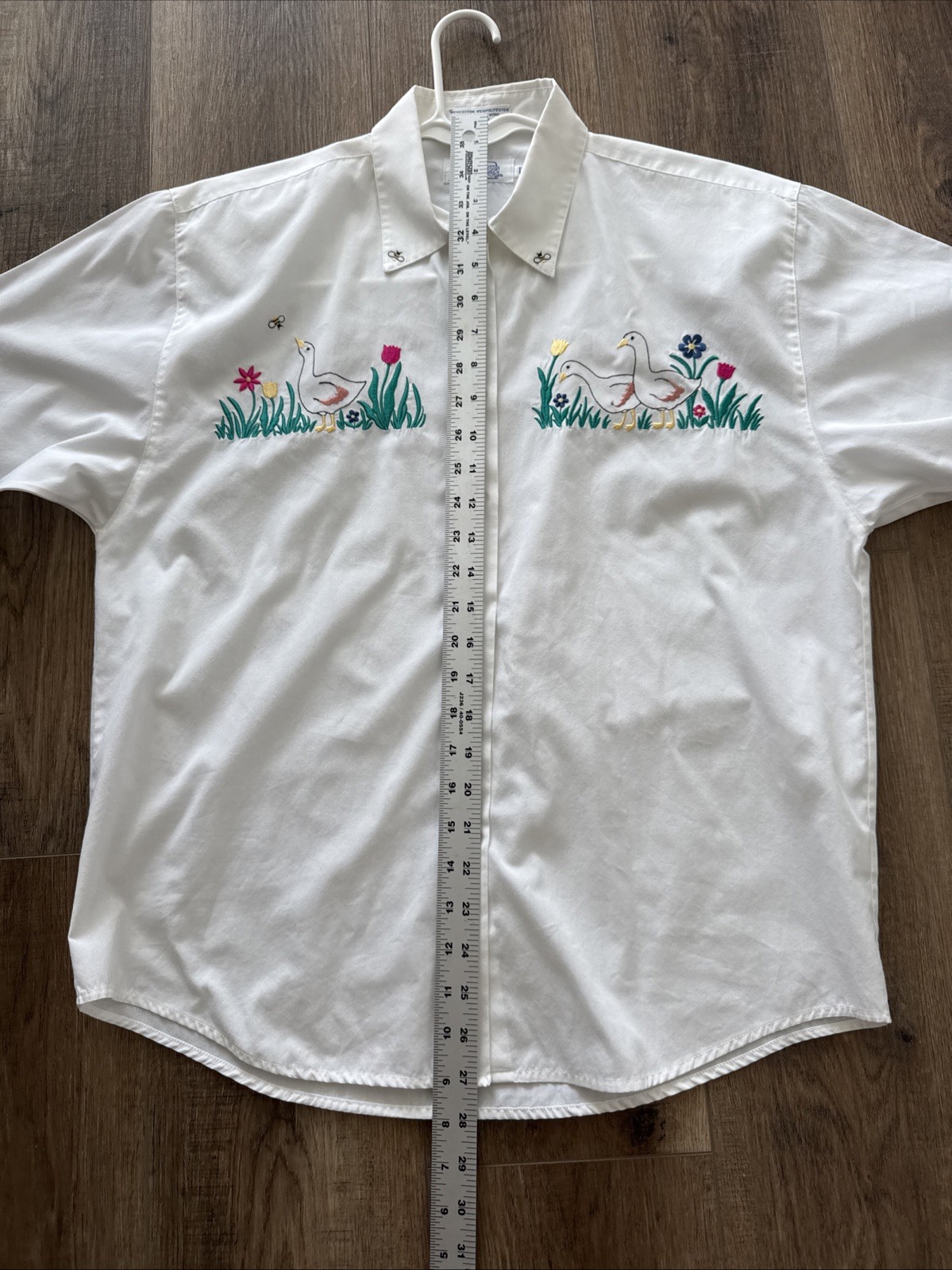Cotton Blend Blouse 12 Vintage White Short Sleeve Embroidered Flowers Bees E2