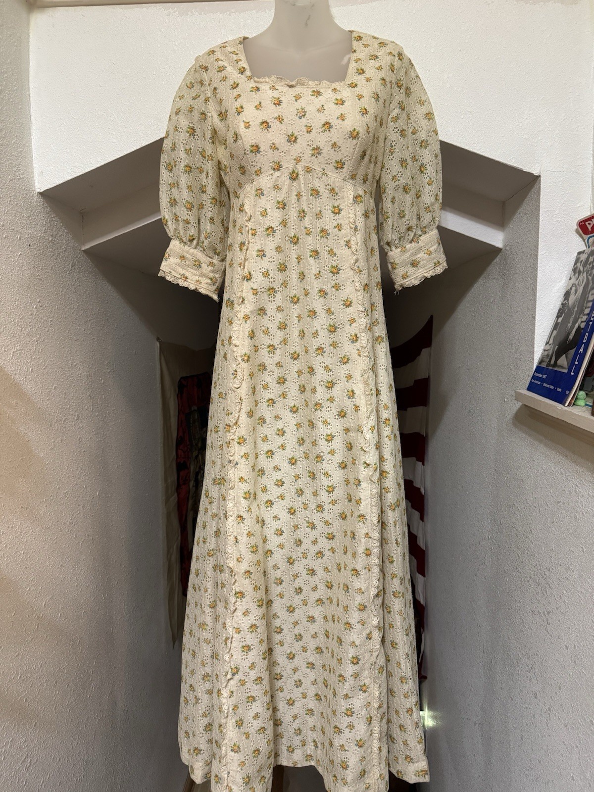 FABULOUS VTG Homemade Dress Floral Lace Cottage Core Prairie SMALL High Waist