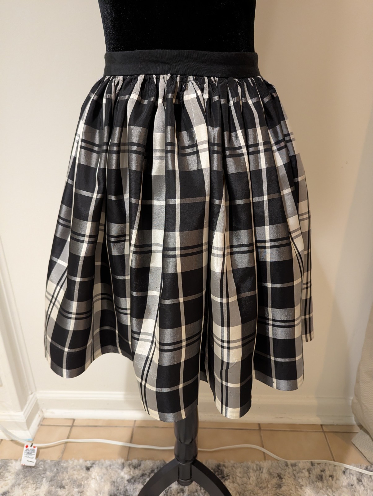 Vintage 1980s Patsi Miss Pat Womens Taffeta Black & White Plaid Skirt XS Zip