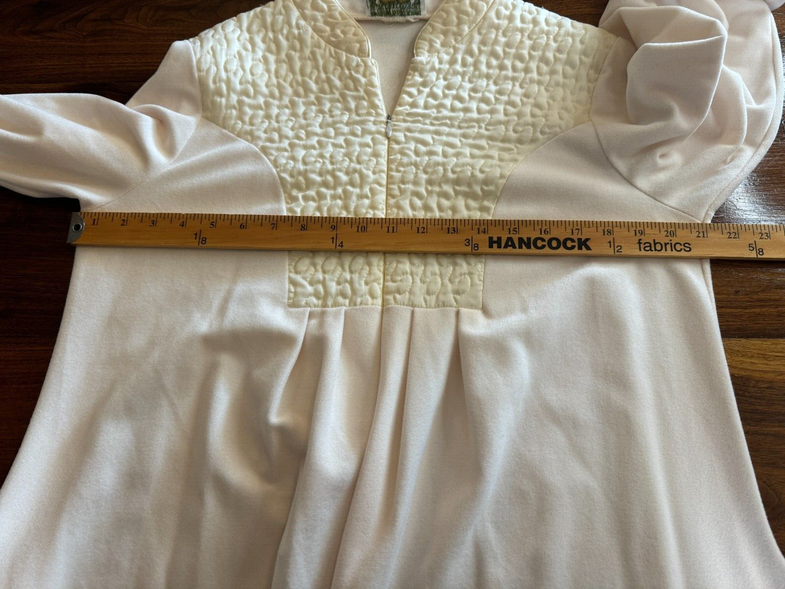 Vintage Sears Robe 70’s Quilted Trim/Accents No Size Tag–See Measurements