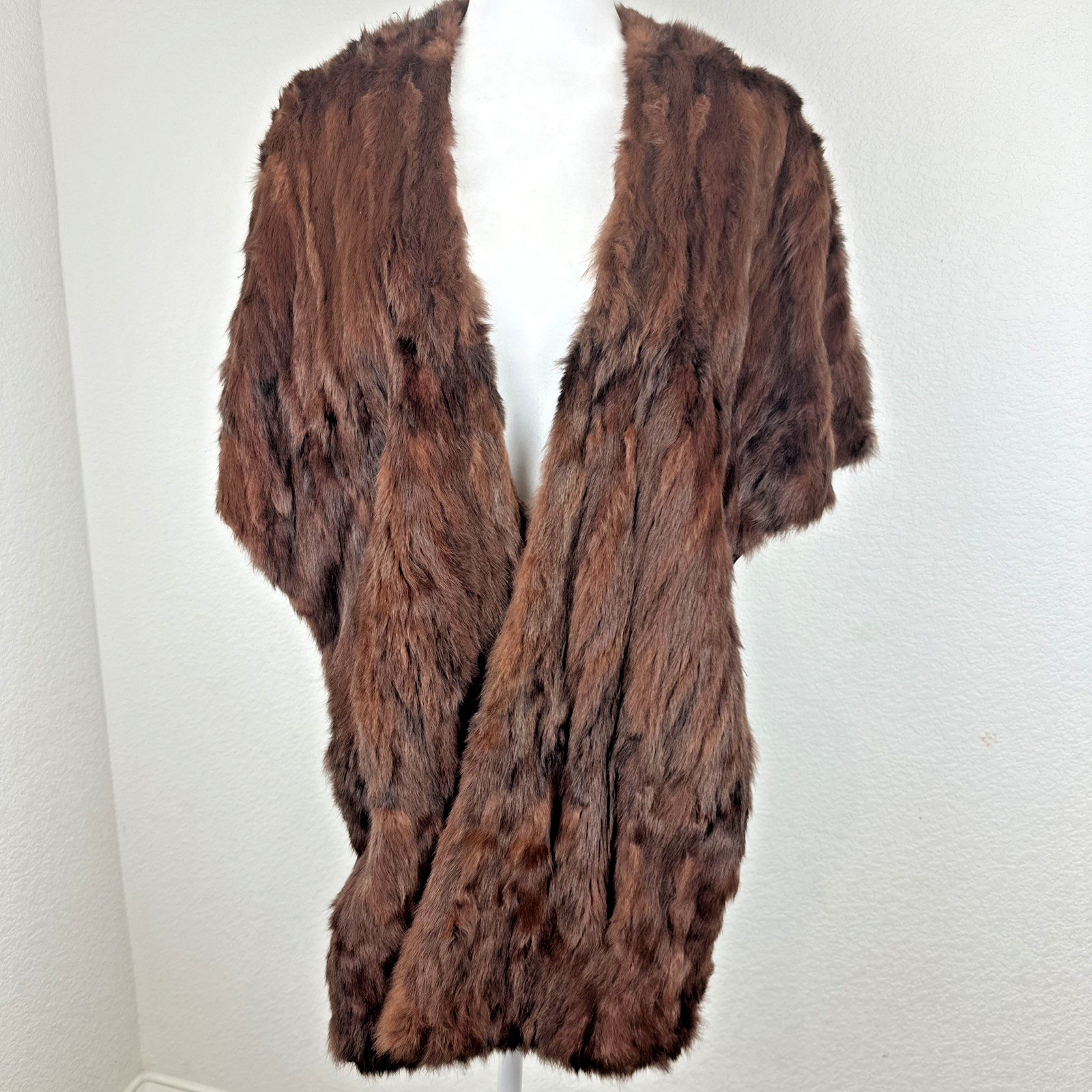 Kastorian Furriers Sacramento Vintage Woman’s Mink Fur Stole Shoulder Wrap Shawl