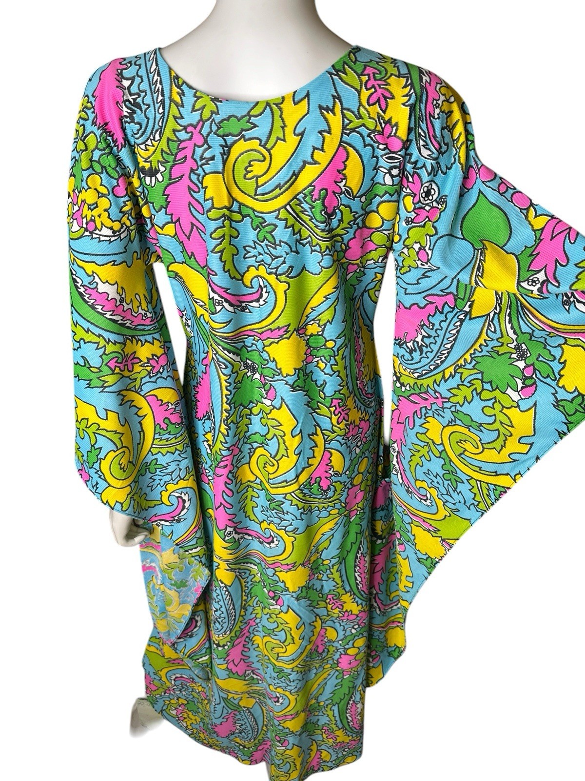 Vintage 1970s Psychedelic Circle-Sleeve Caftan | Electric Paisley Hostess Gown