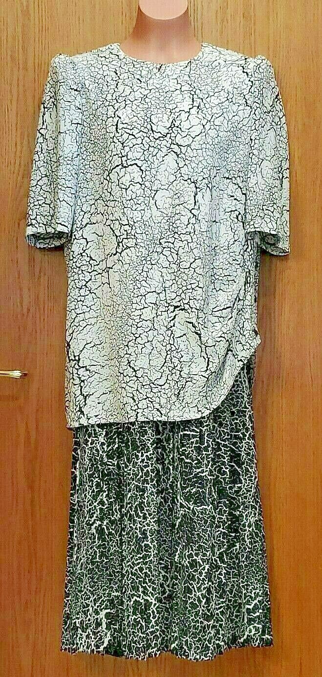 John Roberts Vintage 1980’s Dress 12 Black and White 3/4 Sleeve