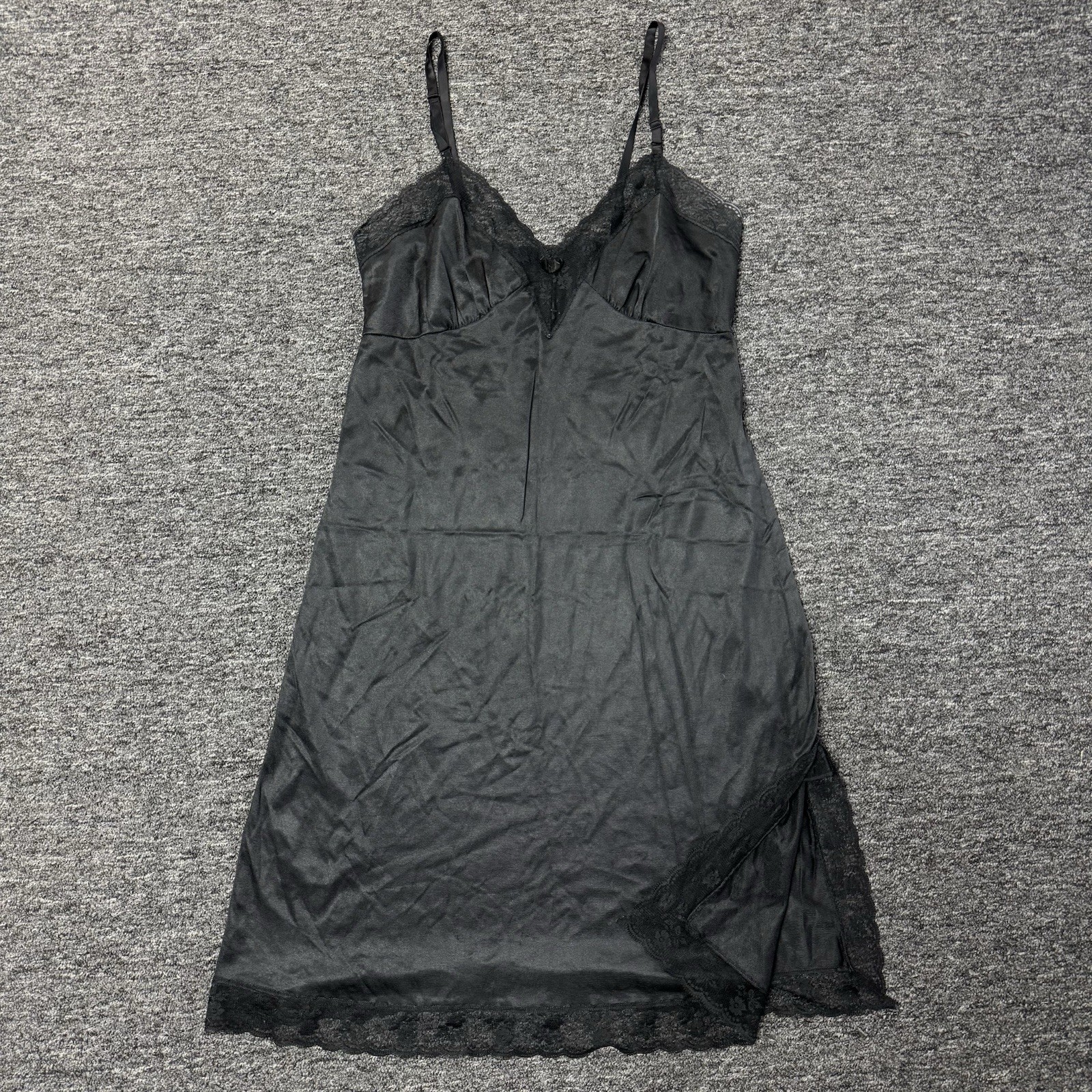 Vintage Ashley Taylor Black Nylon Full Slip Lace Spaghetti Straps – Size 36