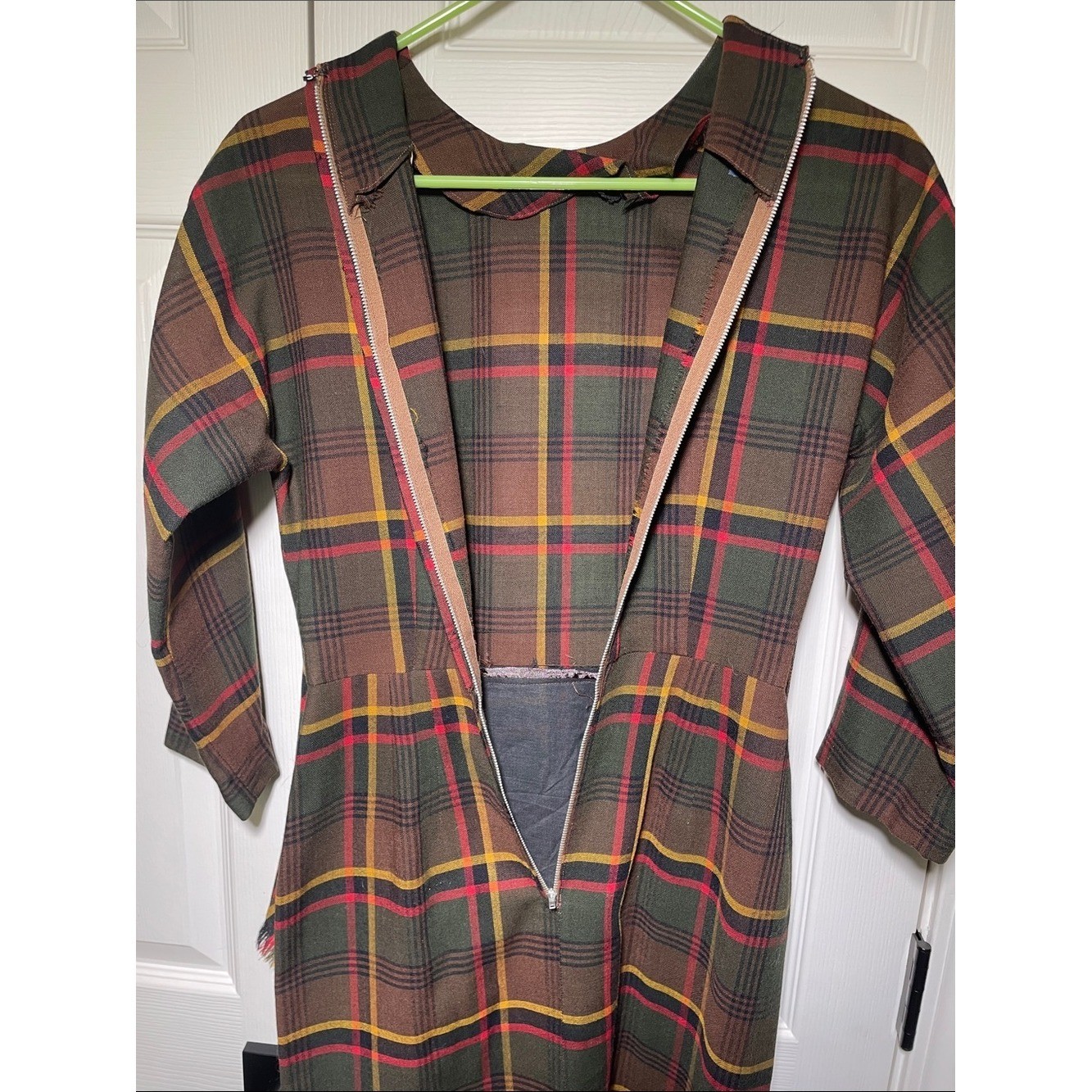 VTG 1950s Jerell Jr NY Brown Plaid Pencil Dress Neck Tie Size XS
