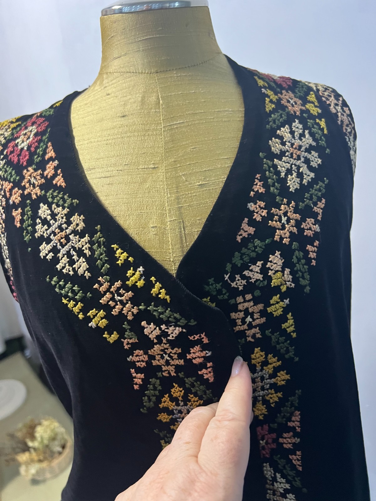 Antique velvet jacket. Ukraine, 1900-1940.