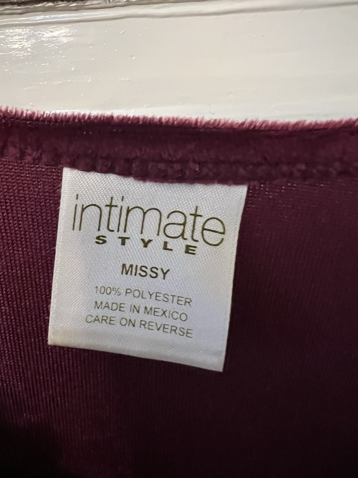 VTG Intimate Style Missy Caftan Velour House Dress Burgandy/Gold Tassel Greek