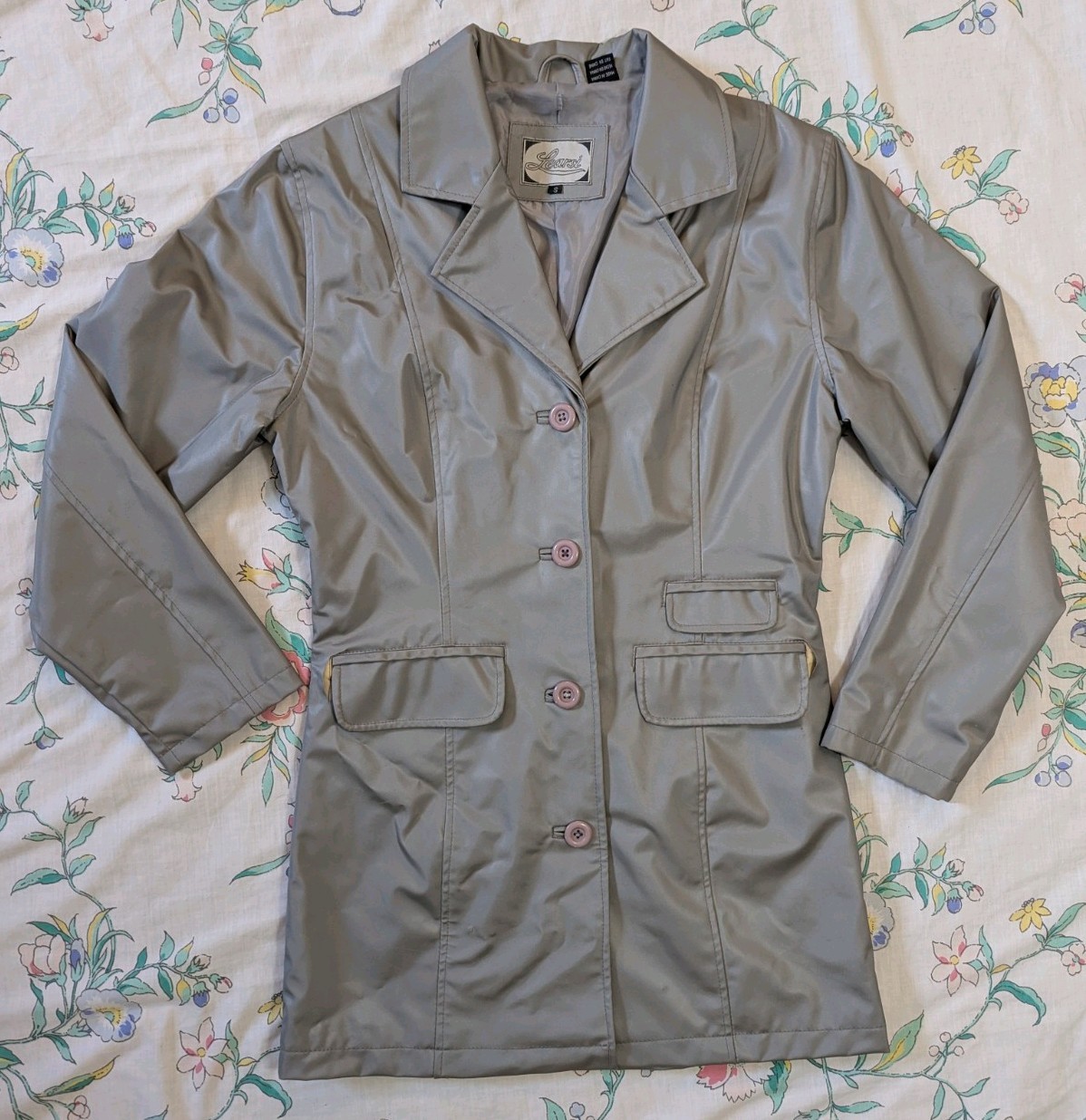 Vintage 70s/80s Learsi Women’s Silver PVC Trench Coat/Rain Jacket Size Small