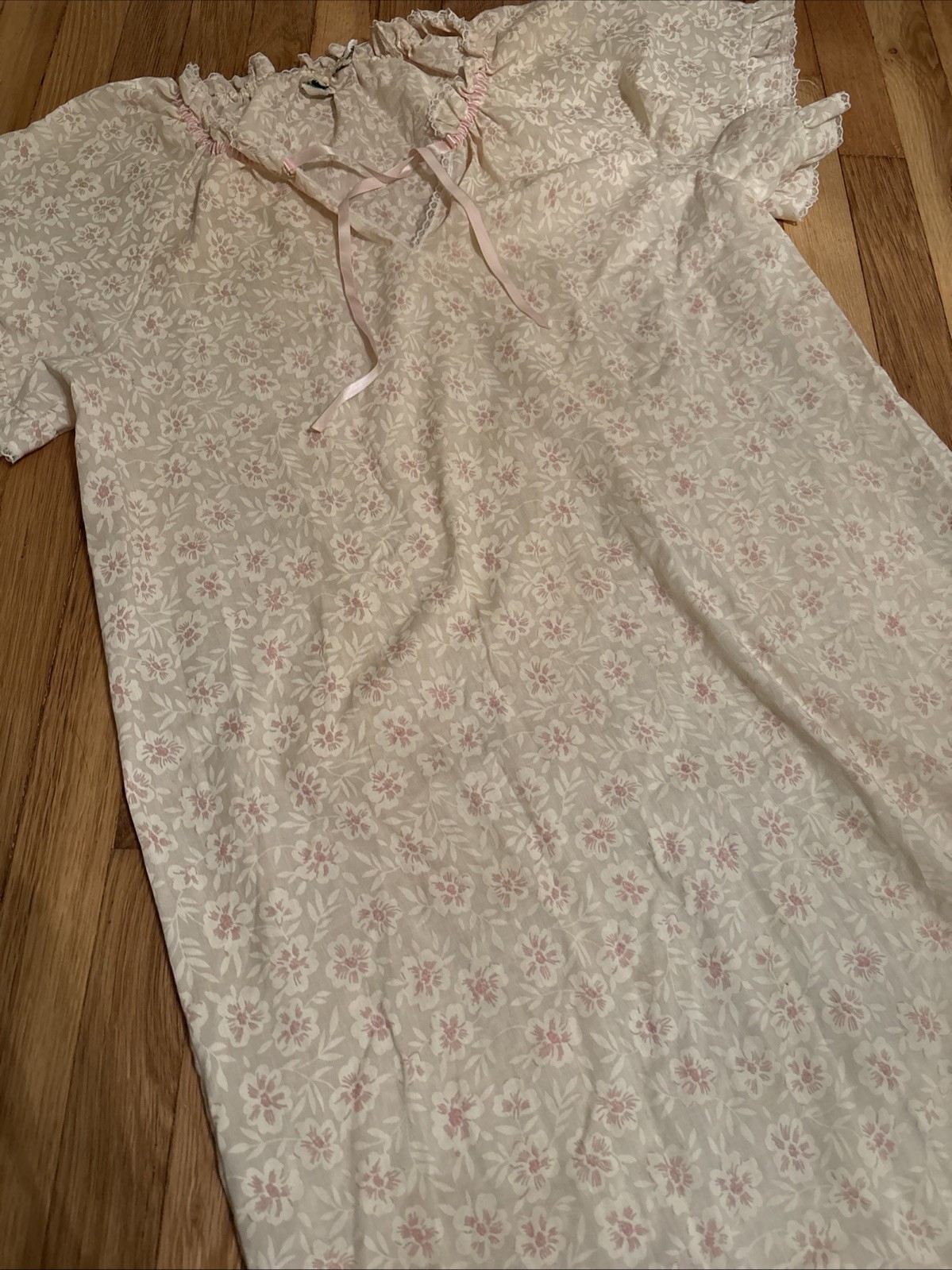 Vintage Julie of Slumbertogs Nightgown Size X Large Gown Made In USA Floral