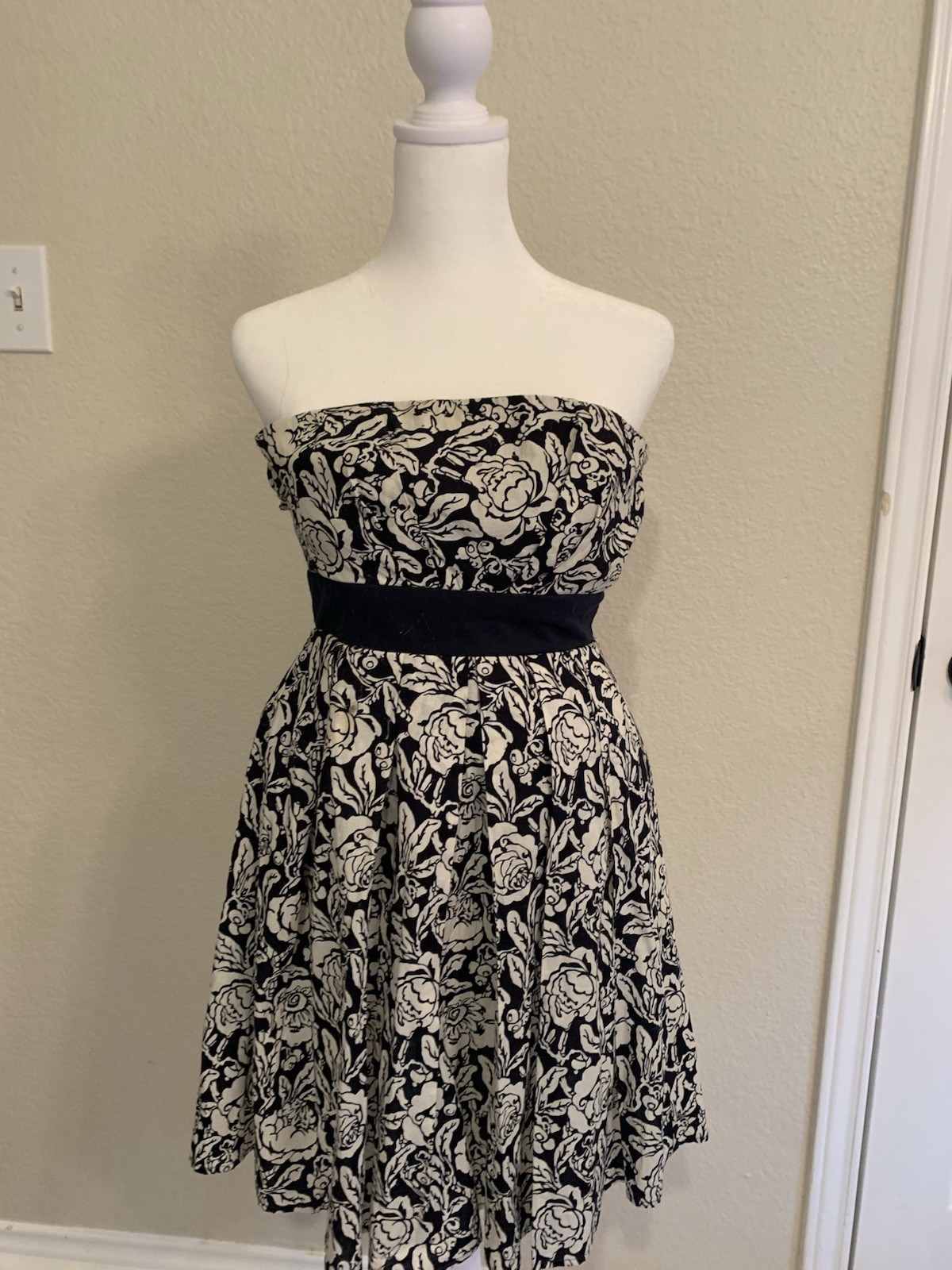 Strapless Black And Ivory Dress Y2K