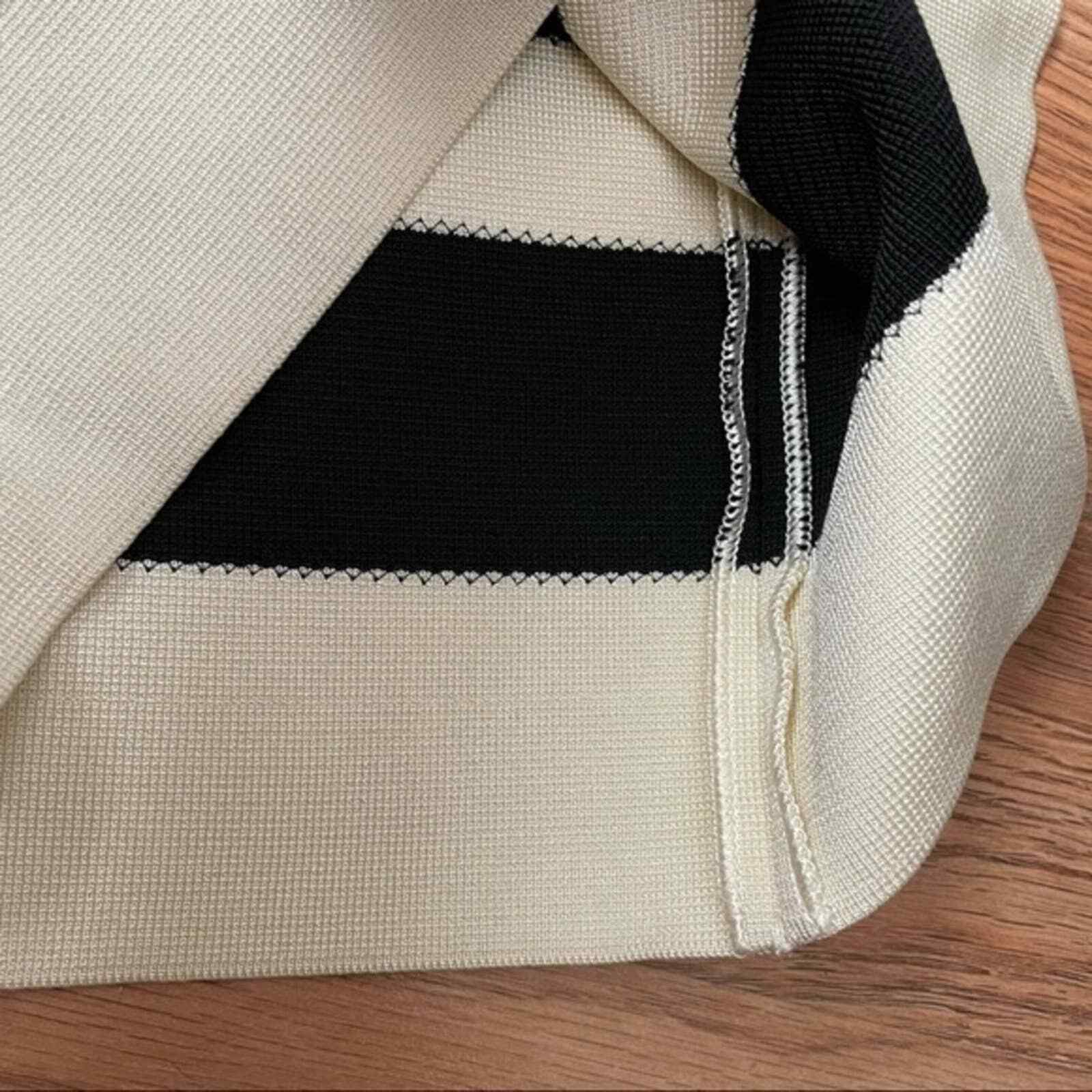 Gianfranco Ferre Vintage Cream White Black Striped Knit Mini Skirt IT38/4US