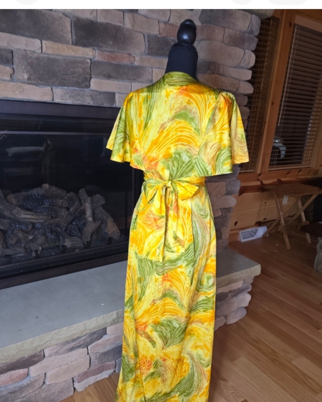 Vtg 70’s Ludy For Ludi’s Waikiki Psychedelic Swirl Flutter Sleeve Maxi Dress…