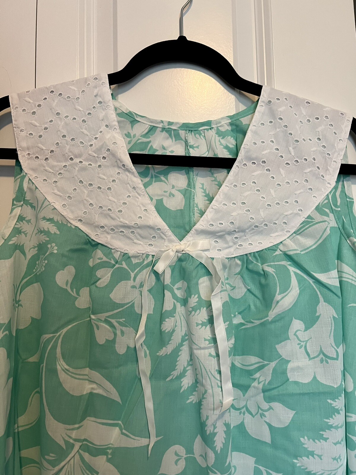 VTG Dutchmaid Nightgown House Dress Green Floral Eyelet Collar Size 15 MediumNOS
