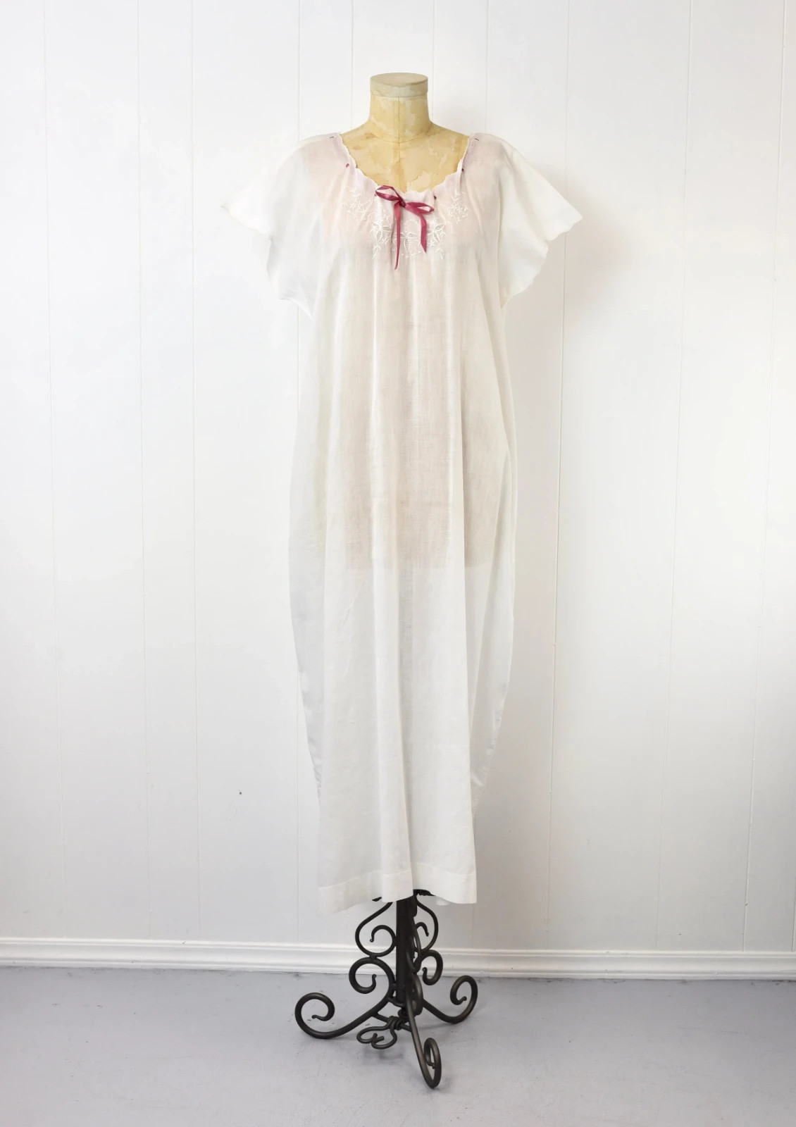 Antique White Cotton Floral Pink Ribbon Victorian Nightgown Dress Larger Size