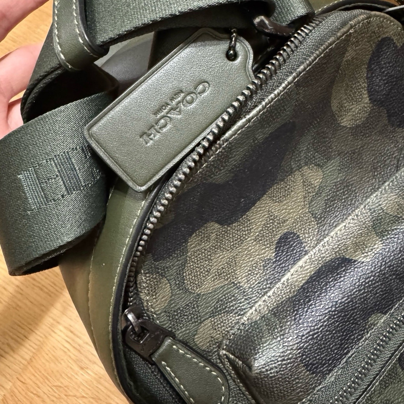 NWT ❤️Coach West Pack In Signature Camo Print