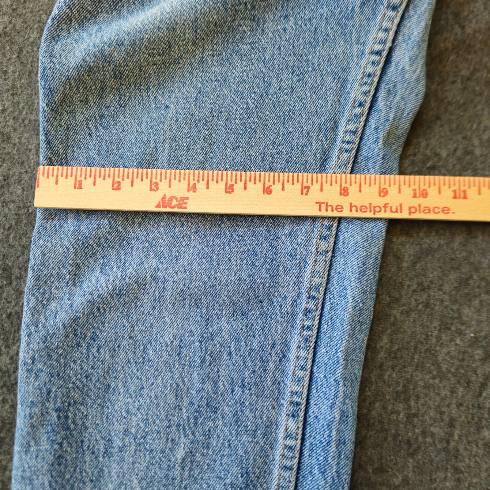 Vintage Levi’s 550 Jeans Oct 1998 Black Batwing Fade 28×30 Lt Wash Made in USA