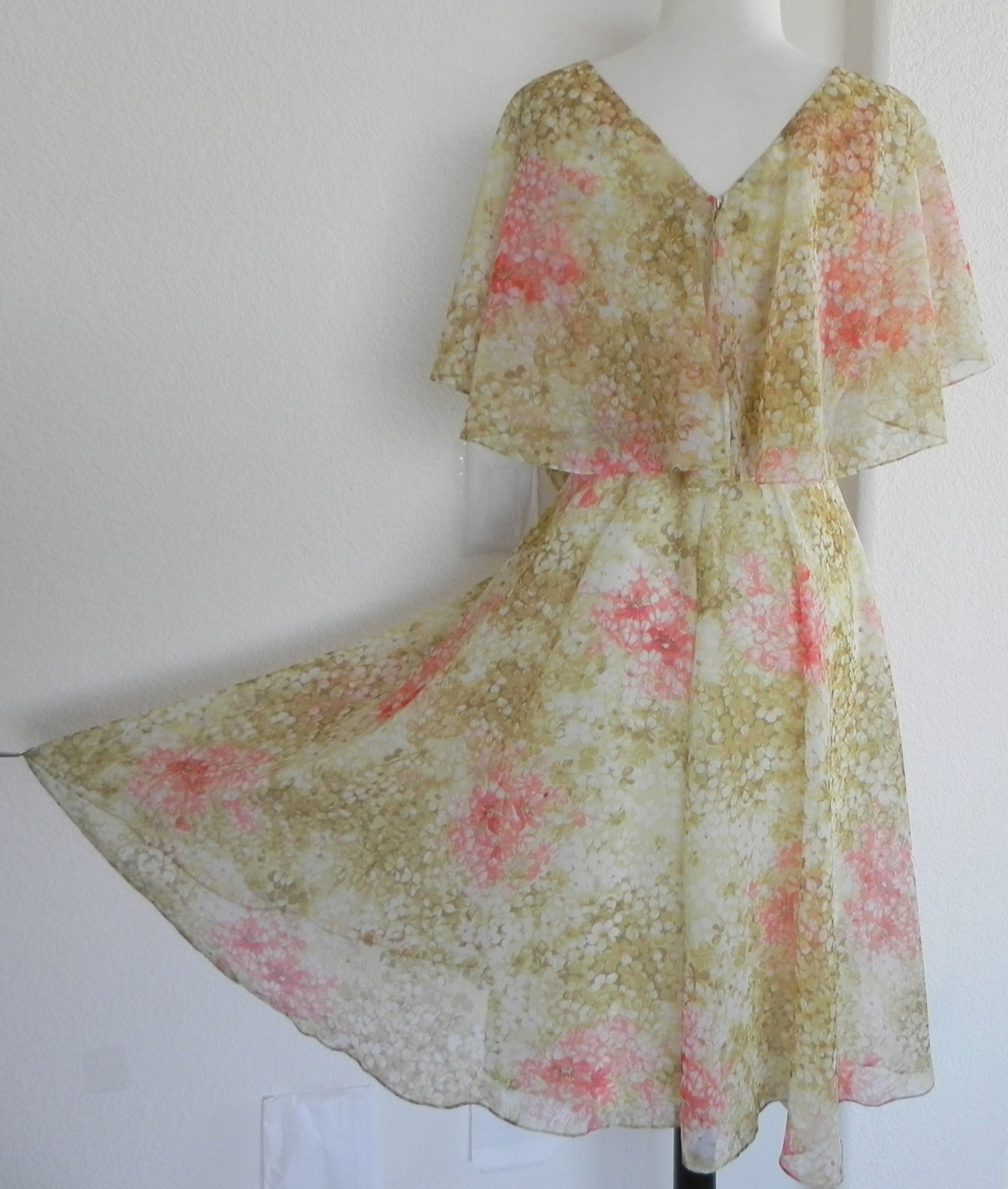 Vtg Don Luis de Espana RARE Dress Floral Chiffon Tie Belted Size 10(fits US S)