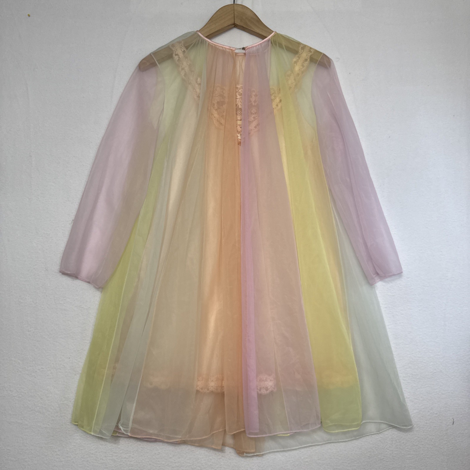 Vtg 1950-60’s Babydoll Nightgown & Peignoir Set Vanity Fair Multicolor Pastels