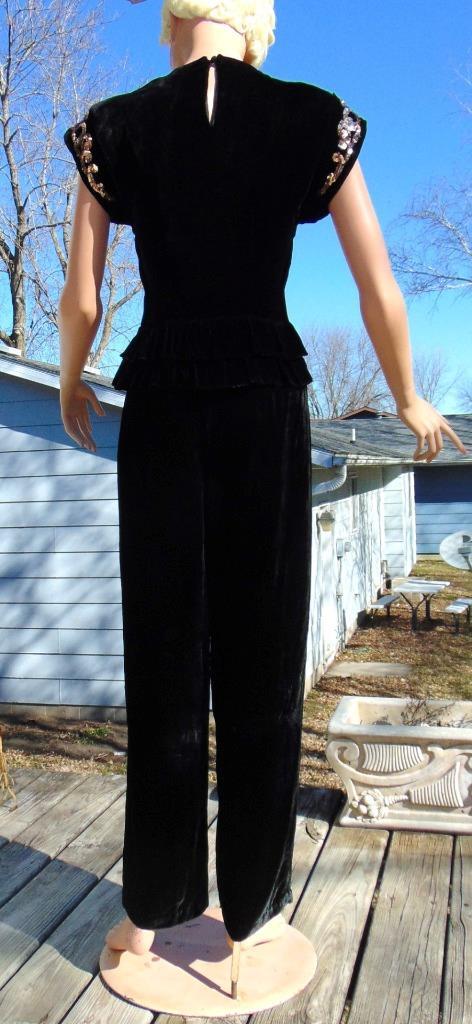 VTG 40s Black Silk Velvet Wide Leg Pants & Sequin Top Sm 26W