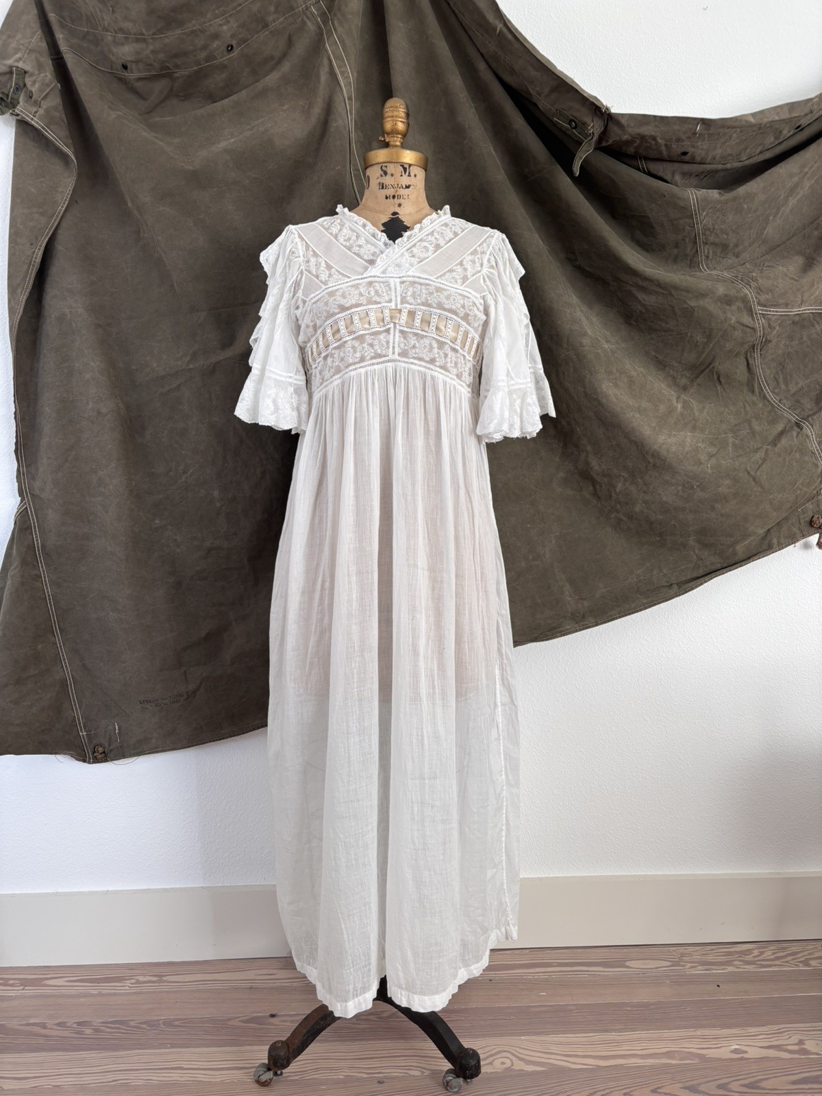 Antique Edwardian Heirloom Dress Ribbon Threaded Lace Entredeux c.1920s