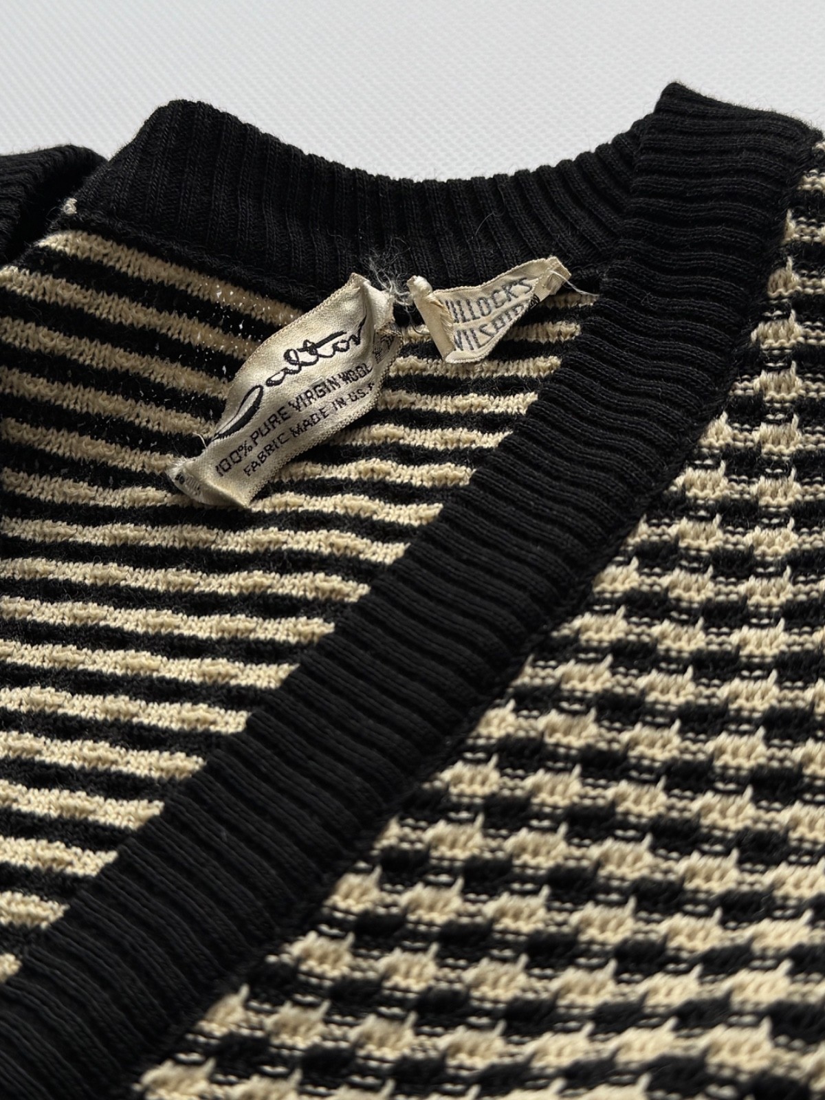 1960s American Vintage Dalton 'for Bullocks Wilshire’ USA Women’s Wool Cardigan
