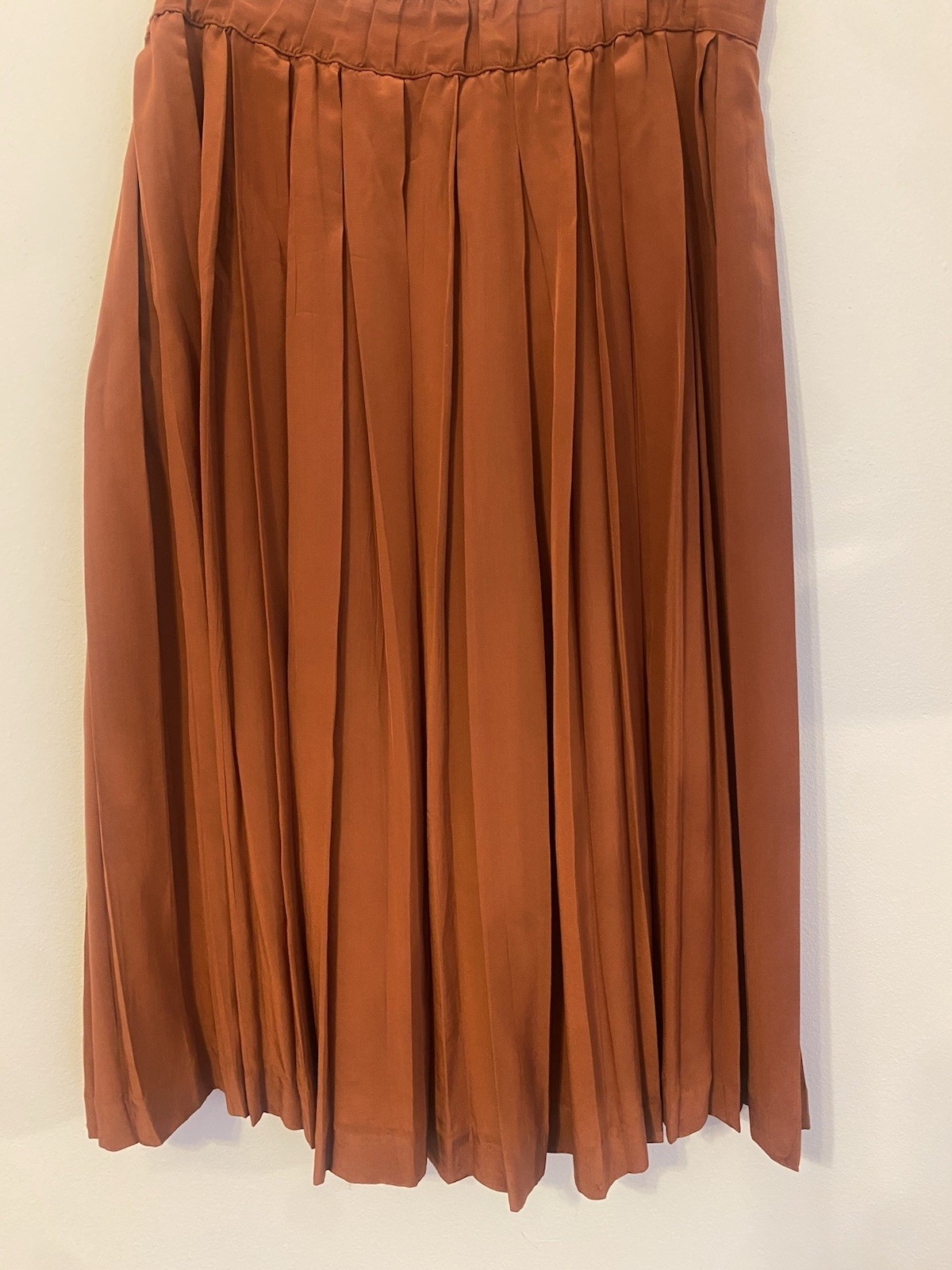 Garfinckel’s Vintage Silk Rust 2 Piece Co-ord Set_Pleated Skirt/Top, Size L