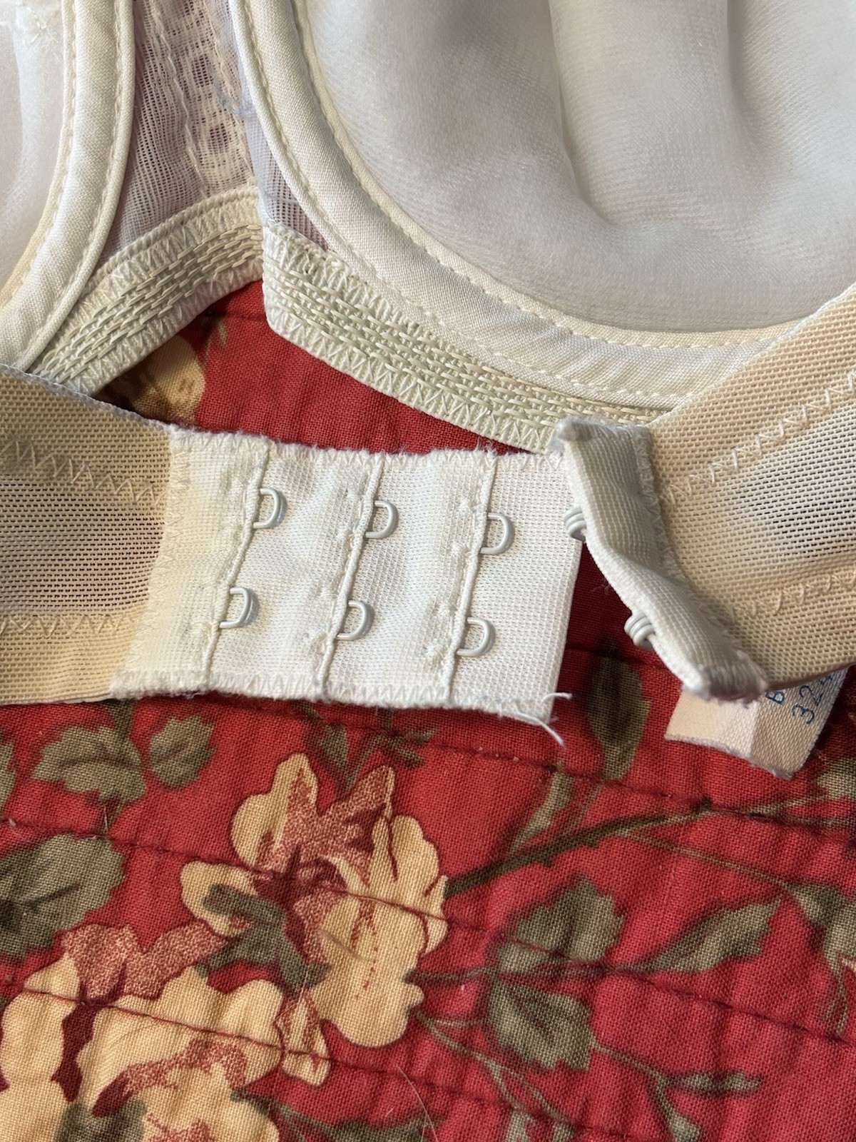 Vintage Exquisite Form Bra 32B White Strapless Underwire Style 3240 ~ Padded