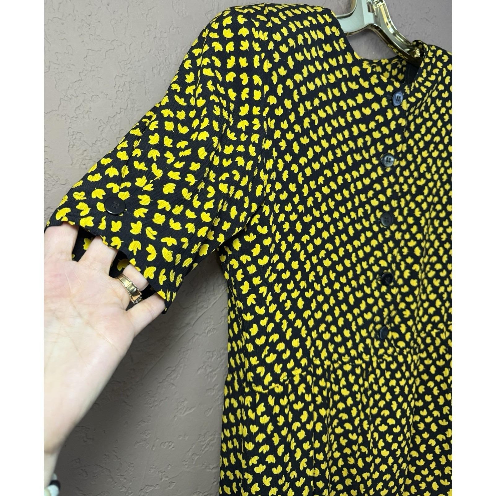 Georgio Armani Silk Blend VTG Black Gold Midi Dress Button Accents Italian Sz 38