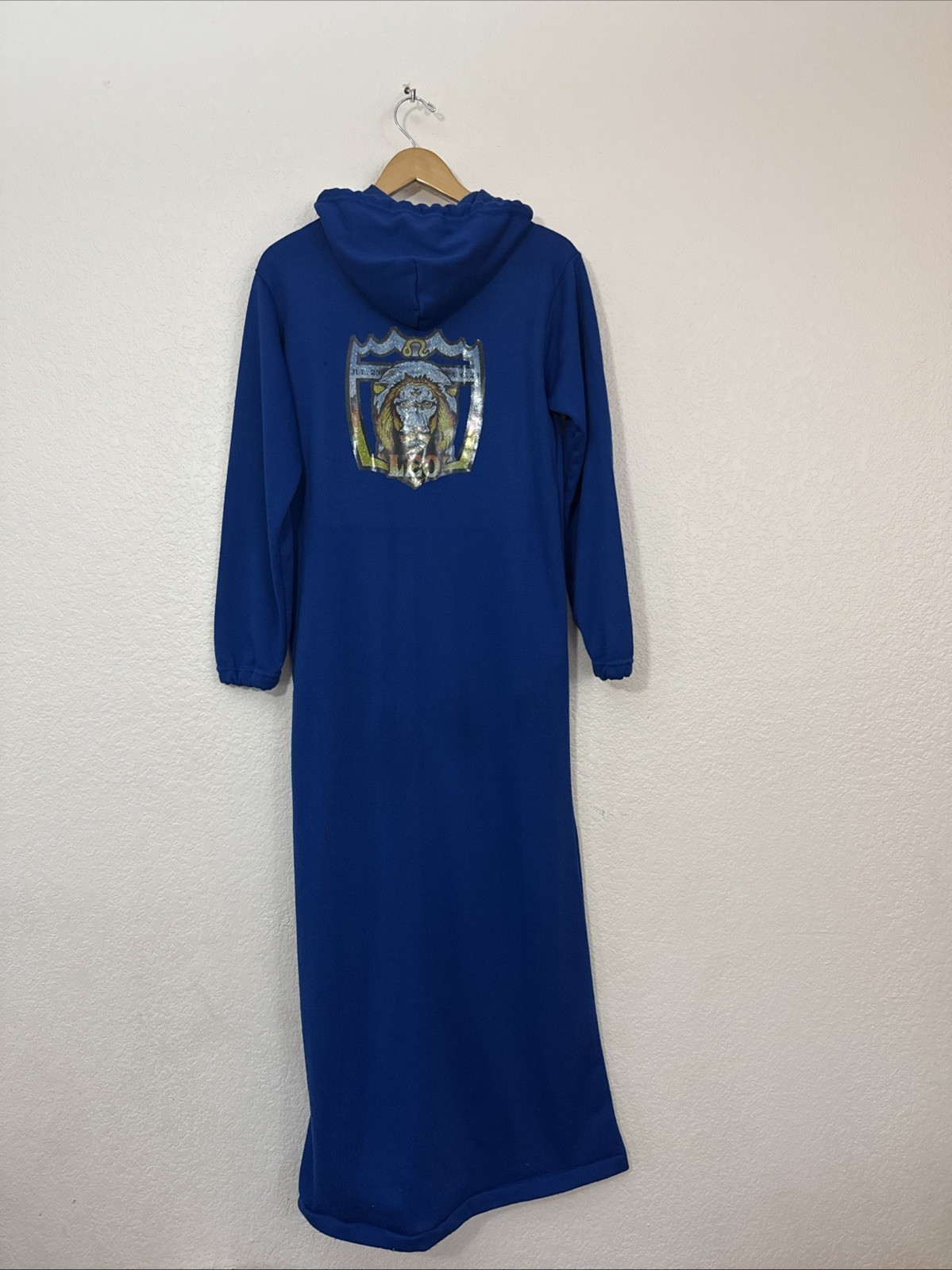 ROBE Leo Zodiac Hoodie Zip up Blue Lion Graphic Long Sleeve Size L NWOT w flaw
