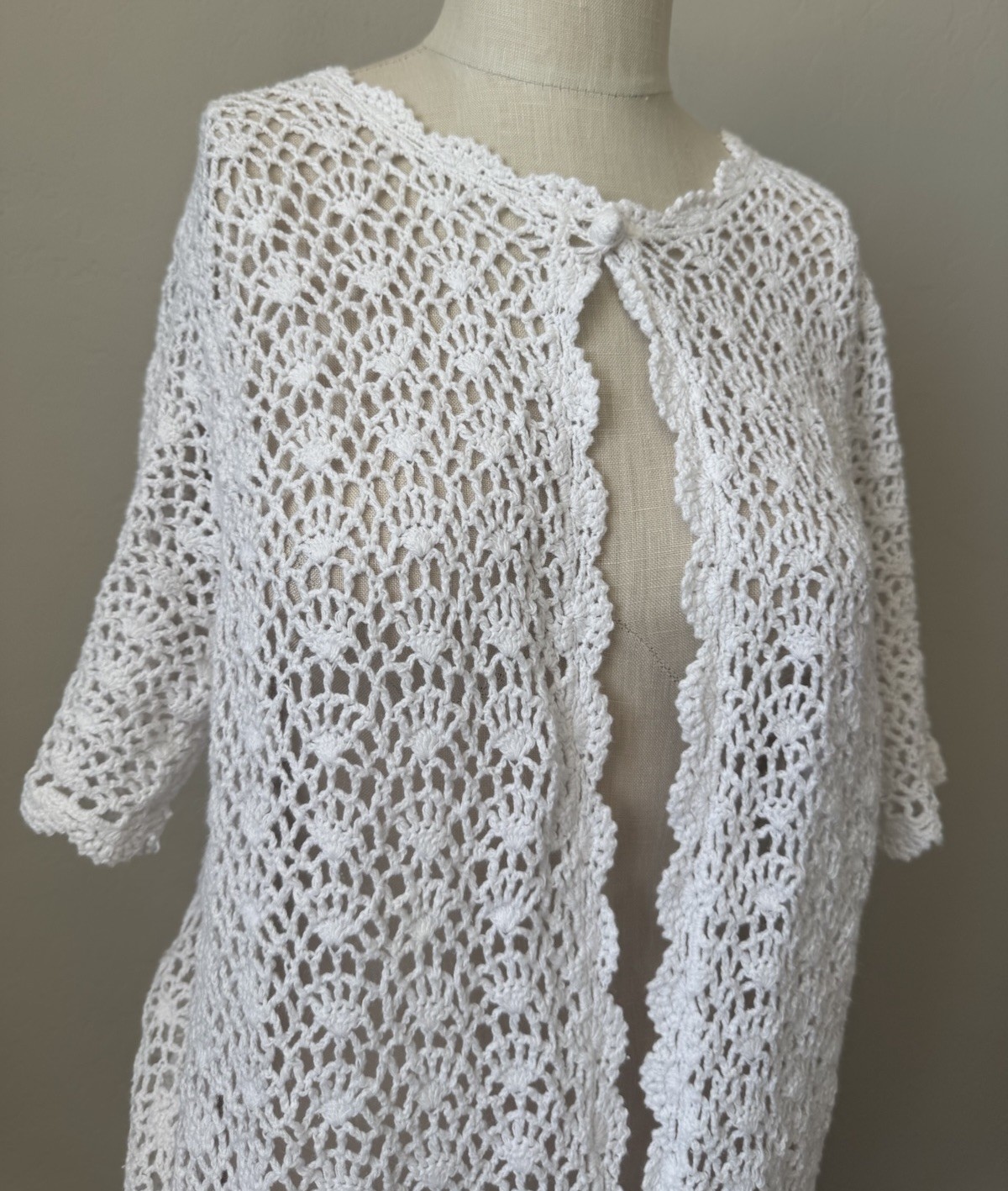 Vintage Crocheted Open Shawl Cardigan 20W XL White SS Boho Hippie Cover Up