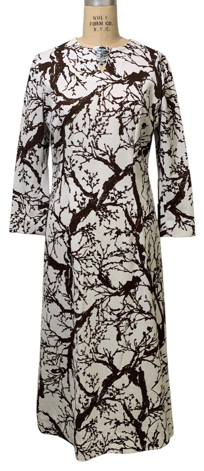 Vintage 70s Women’s Textured Polyester Mod Twig Print Maxi Shift Dress – Sz S/M