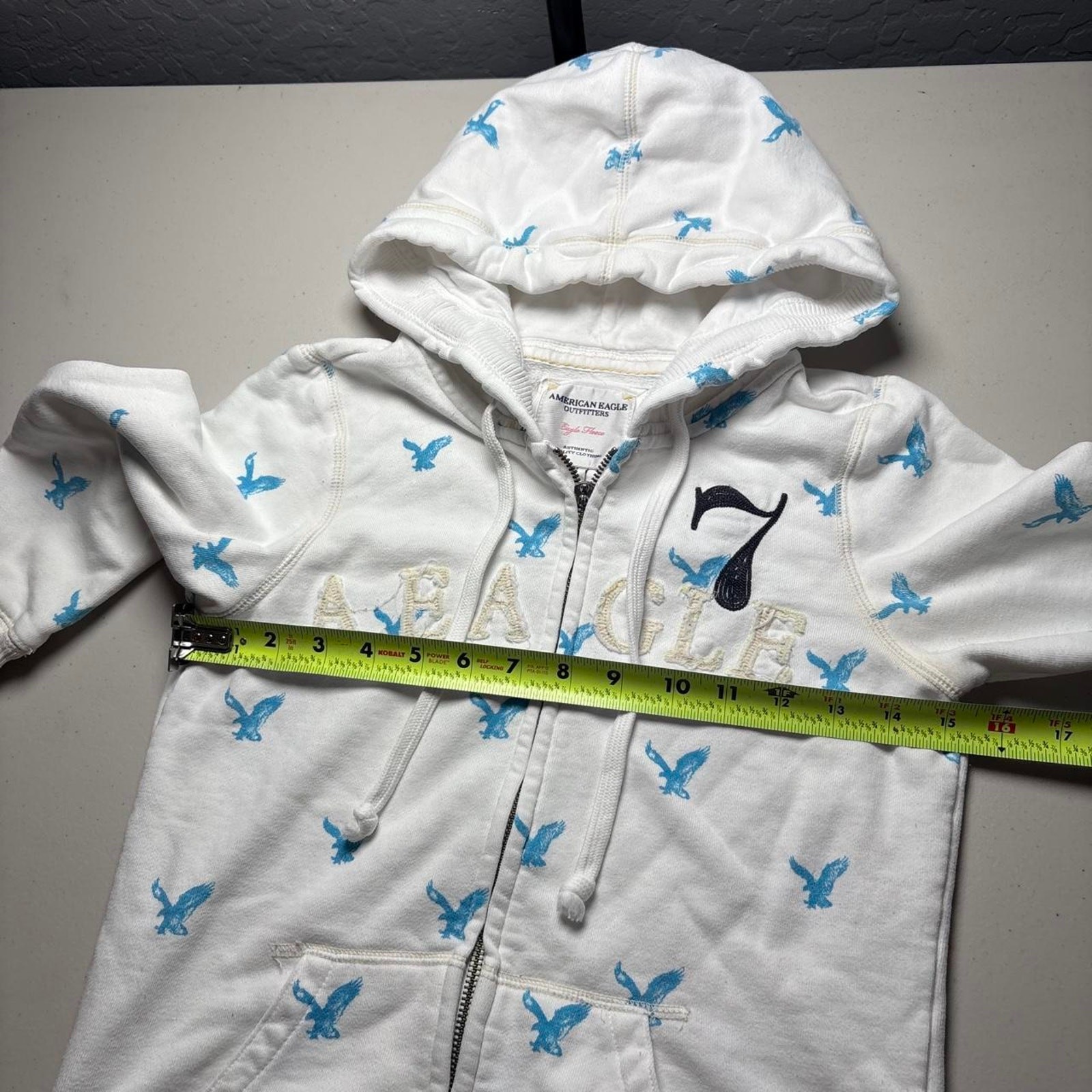 Y2K Fitted American Eagle White & Blue Eagle Print Zip Up Jacket