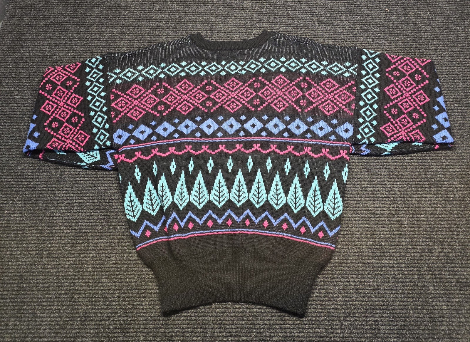 Vintage Tyrolia By HEAD Abstract 1980s Sweatshirt Women’s Large A041