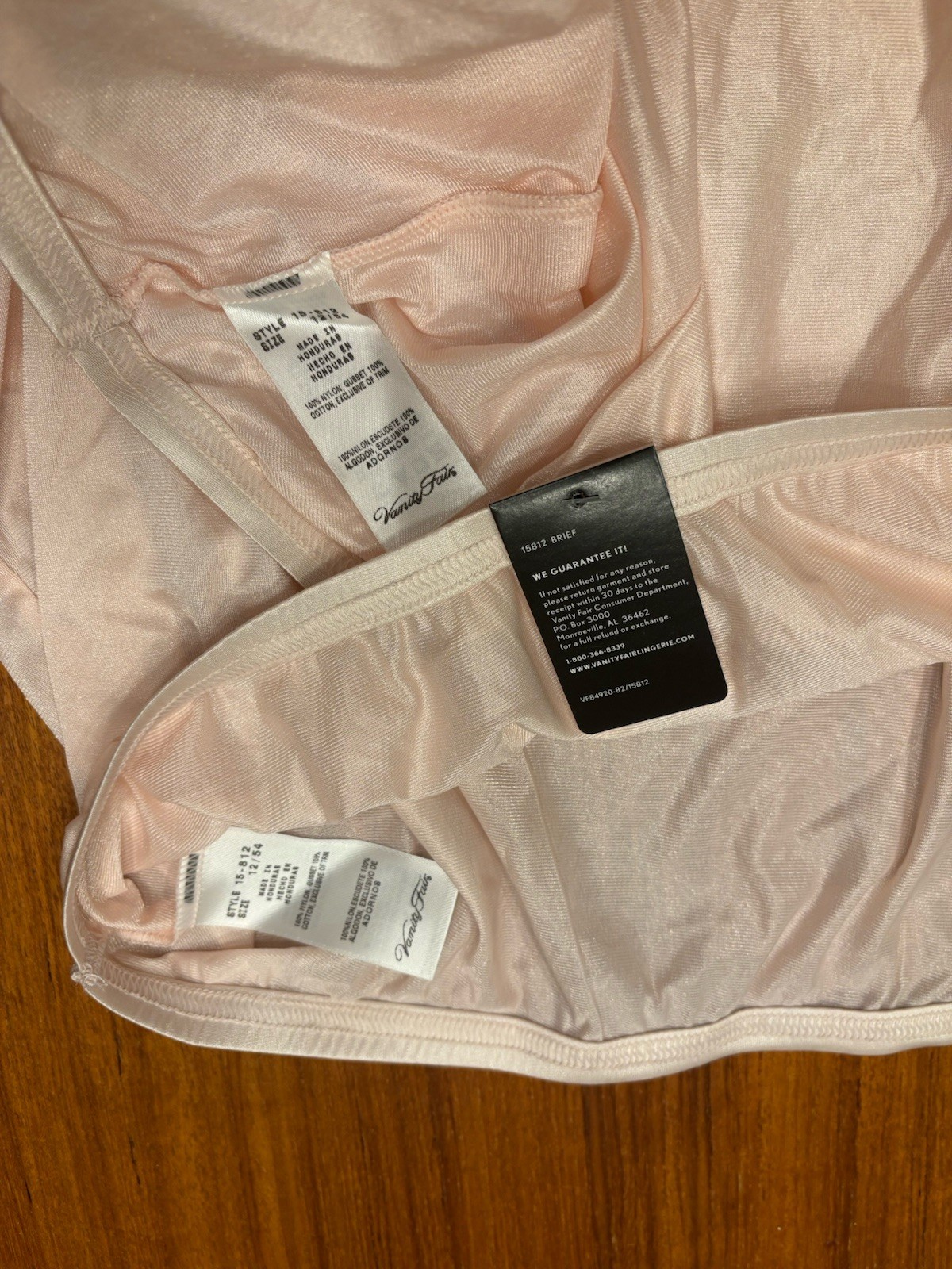 2 Pack Vanity Fair Perfectly Yours Ravissant Briefs Size 12 / 5XL NWT Multi Pink