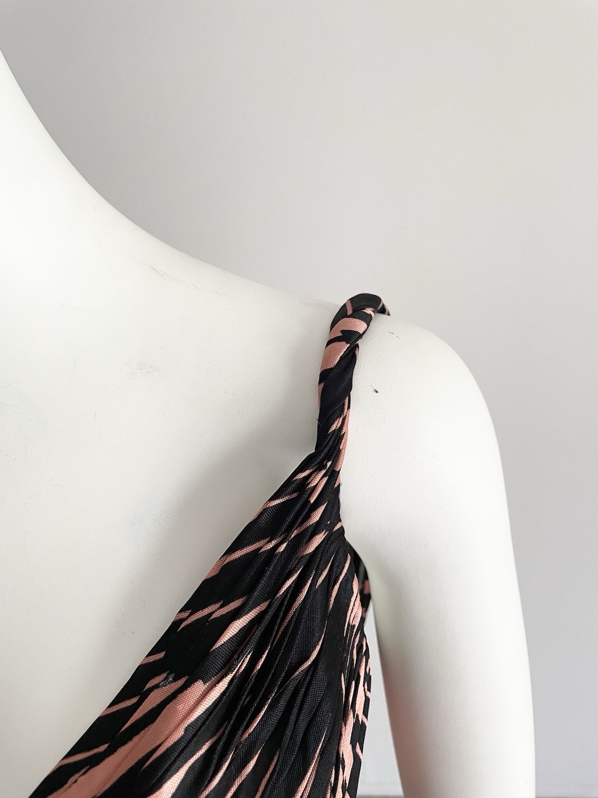 Vintage S/S 2000 Gianni Versace Pleated Black Orange Plunge V Dress Bodysuit XS