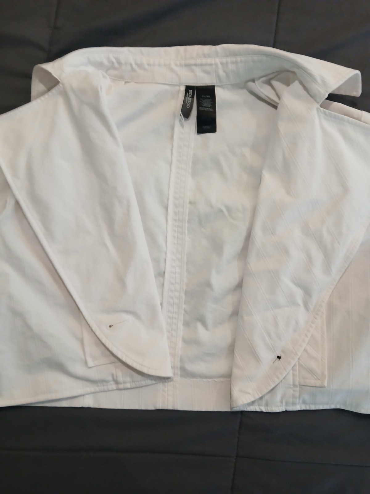 Vintage White Bisou Bisou Cropped Blazer. Women’s Size XLarge